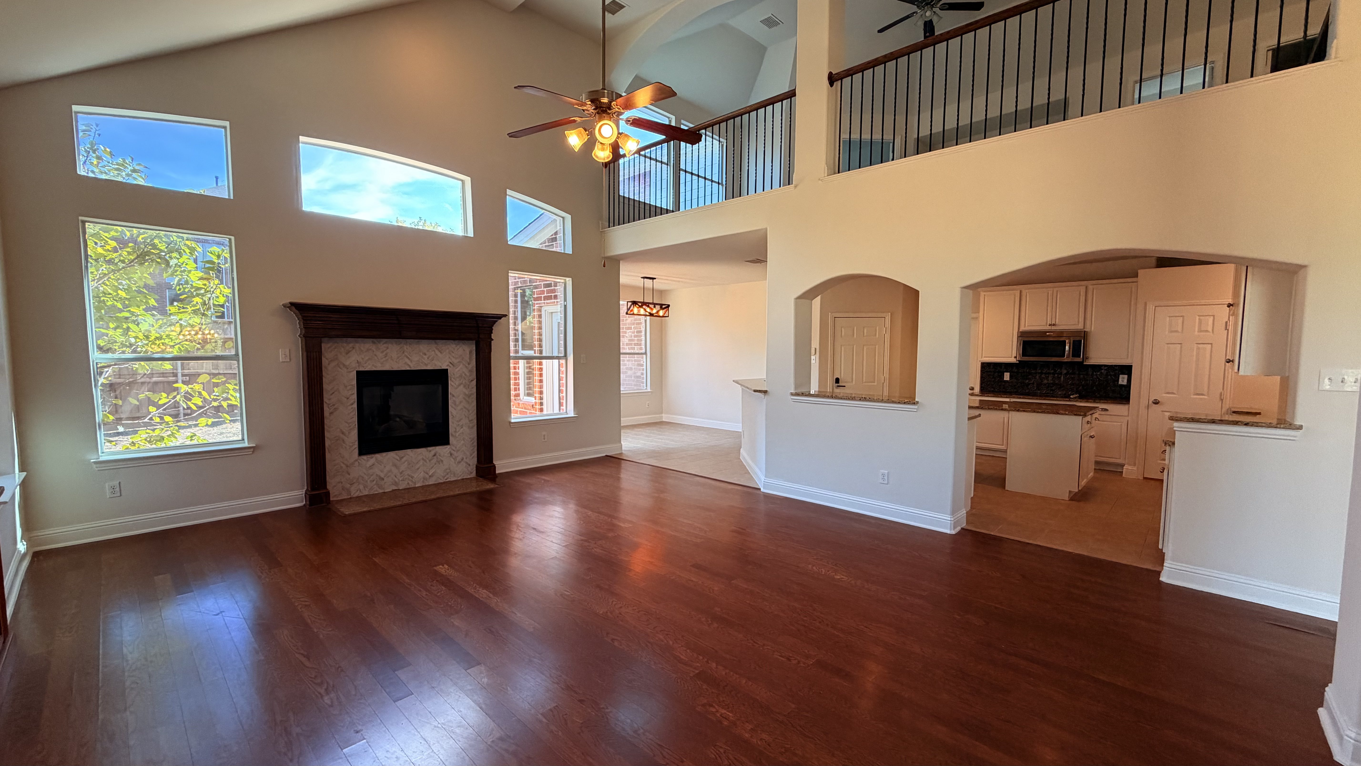 Photo 3 of 24 of 2446 Chesterfield Rd, Garland, TX