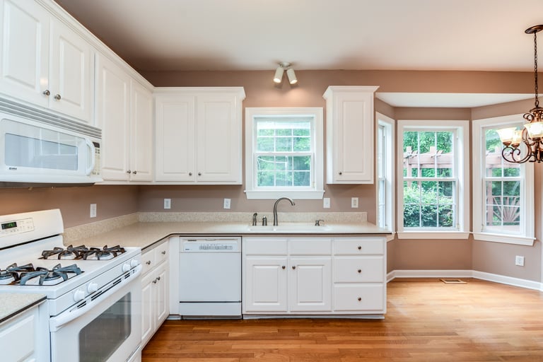 Photo 3 of 25 - 120 Brampton Cir, Clayton, NC 27527
