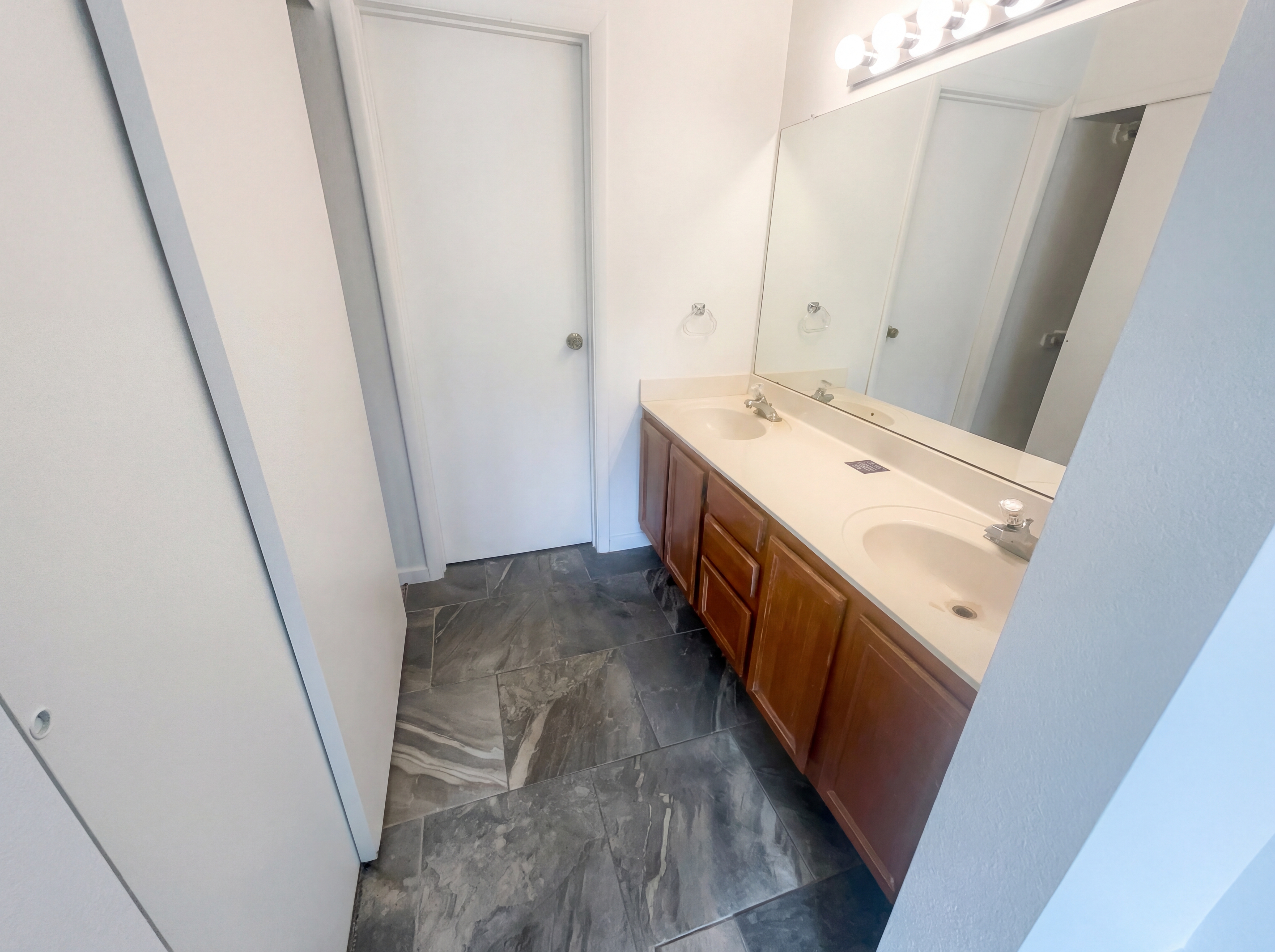 Photo 6 of 21 of 4325 W Blacksmith St, Tucson, AZ