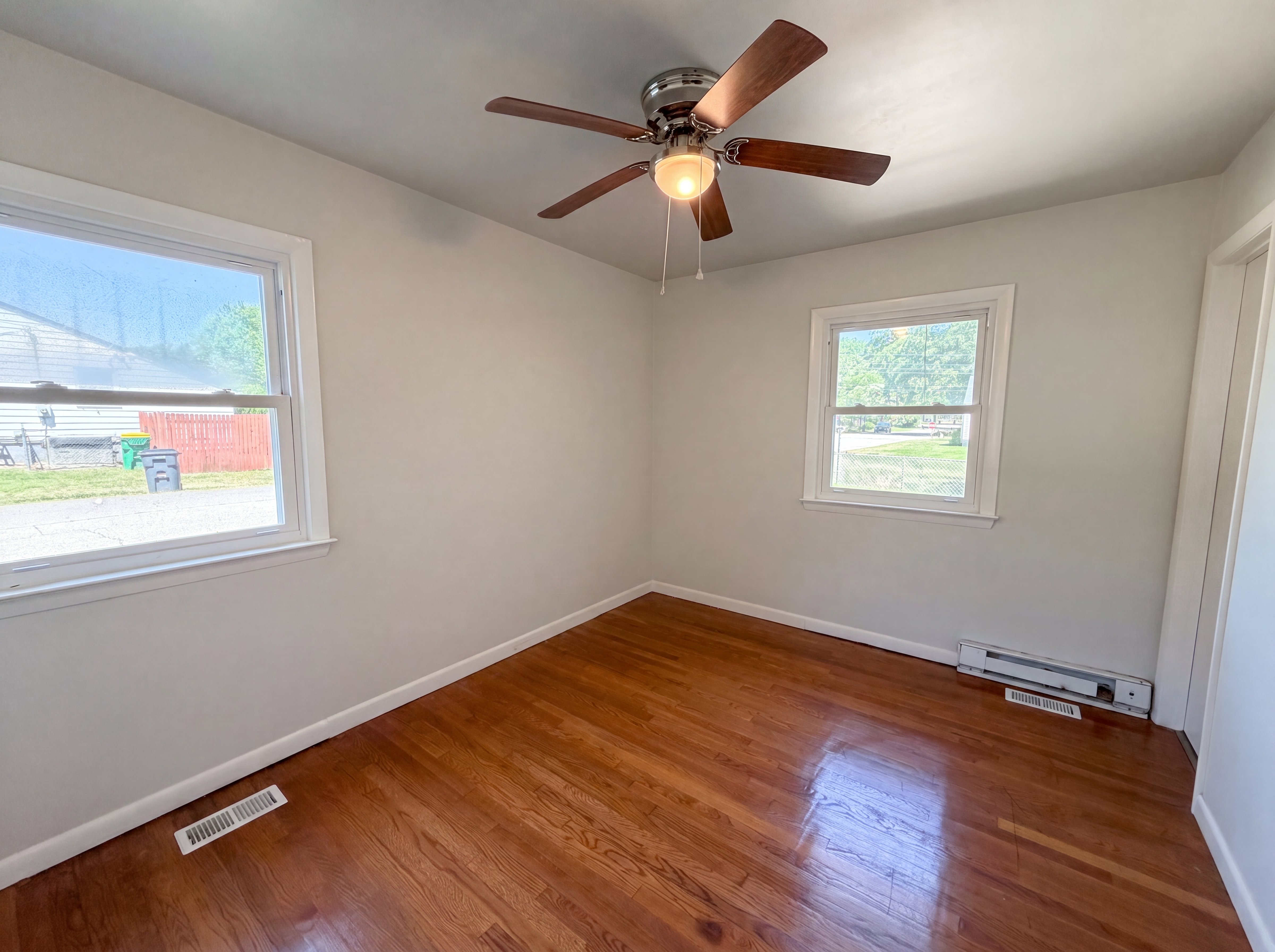 Photo 11 of 17 of 2807 Clingman St, Hopewell, VA