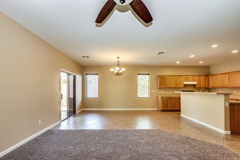 Photo 6 of 19 - 3507 S 80th Ave, Phoenix, AZ 85043