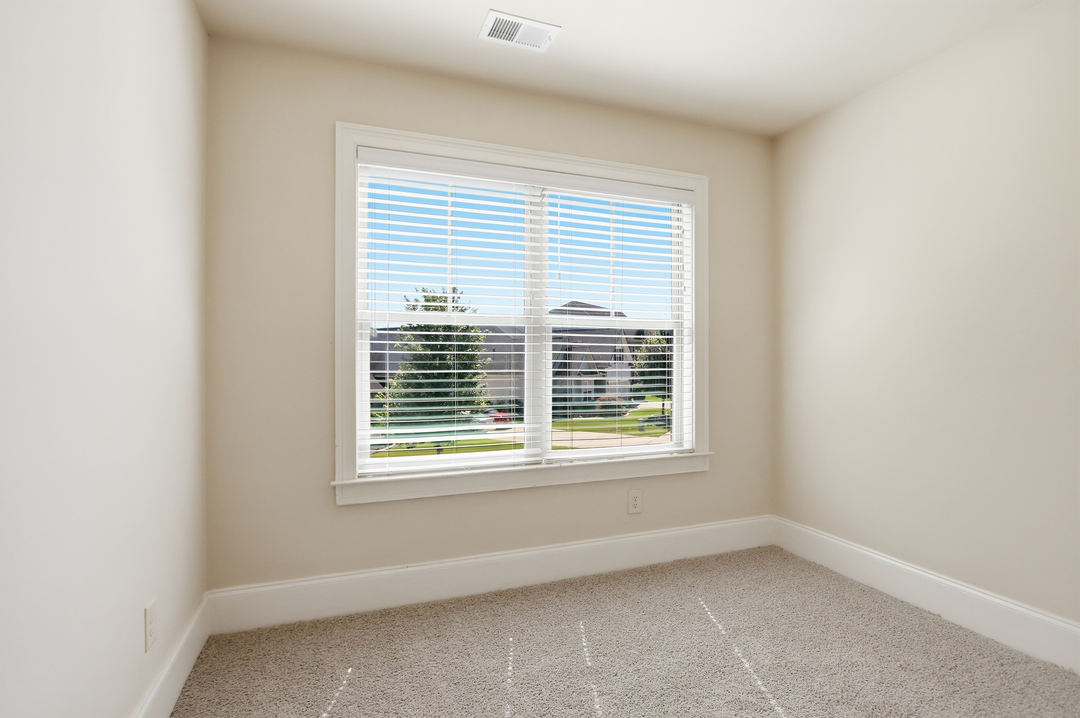 Photo 18 of 44 of 157 Ashbury Cir, Dallas, GA