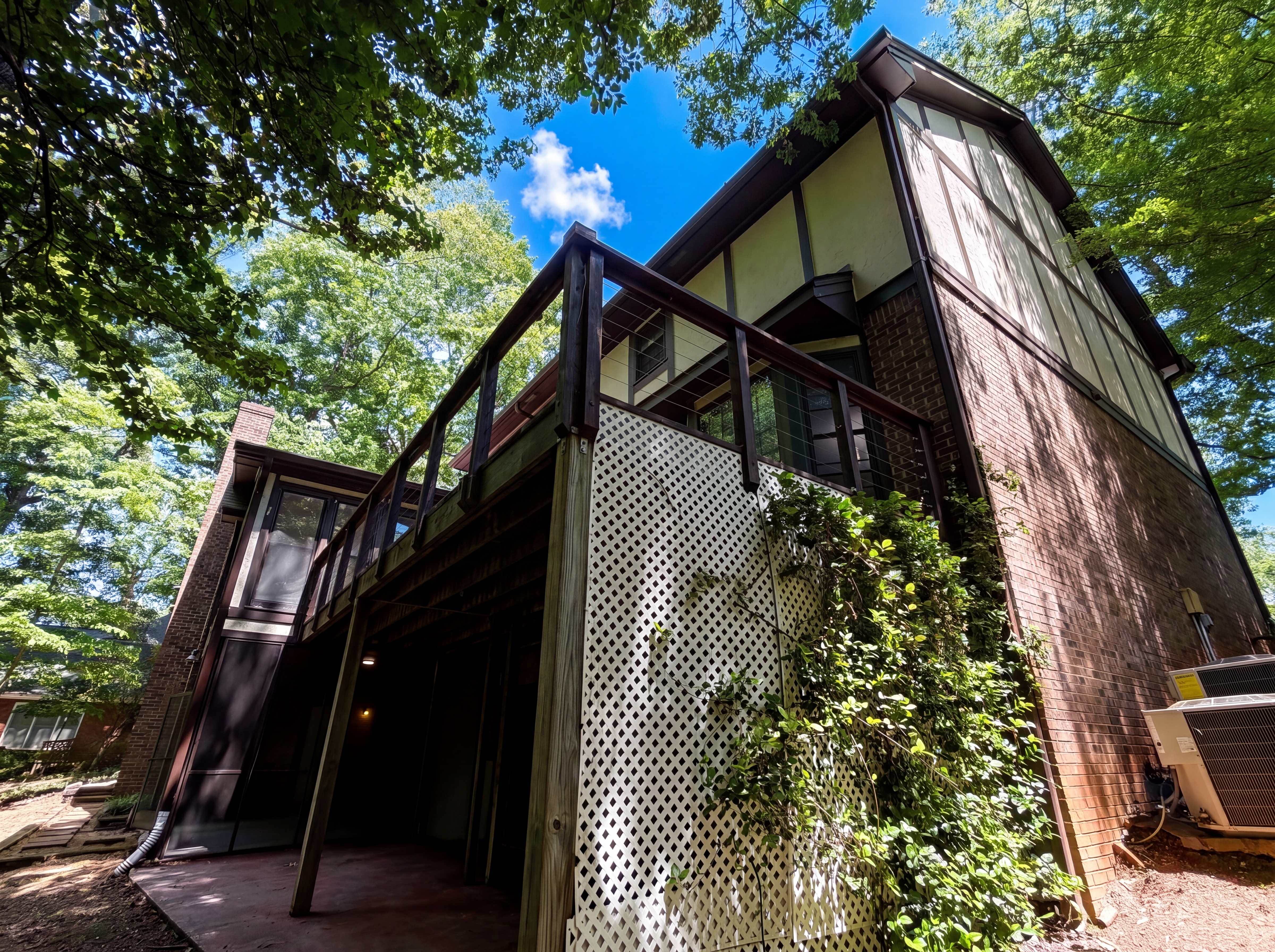 Photo 5 of 46 of 2360 Kimbrough Ct, Atlanta, GA