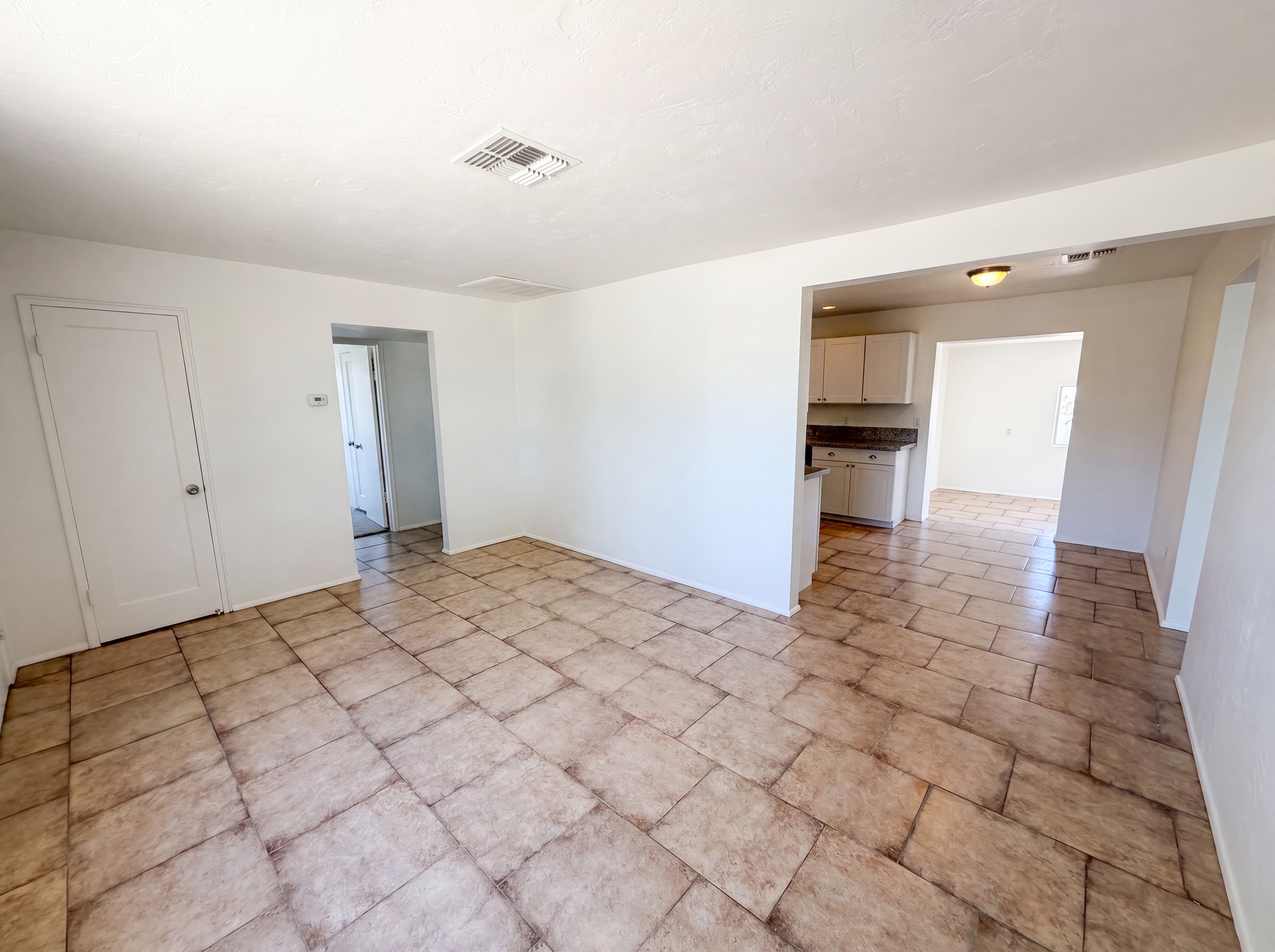 Photo 3 of 20 of 2732 E 21st St, Tucson, AZ