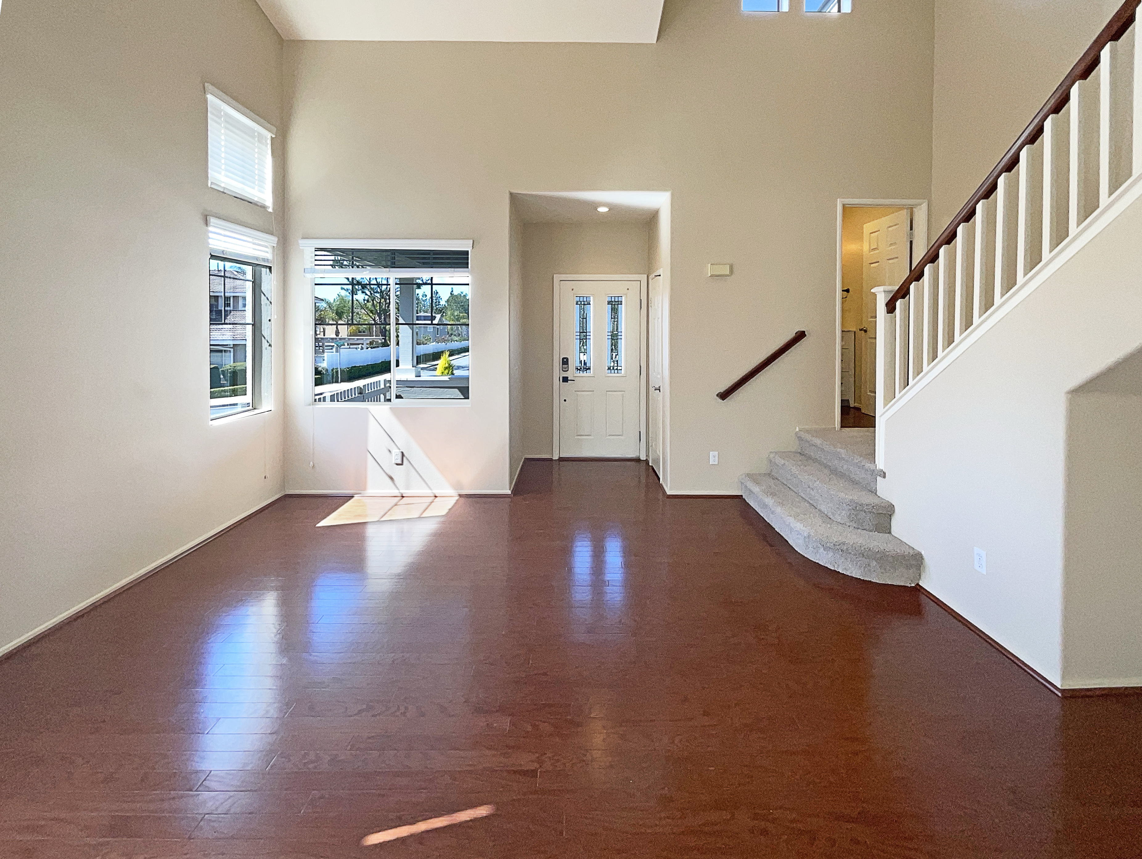 Photo 11 of 21 of 42 Parterre Ave, Lake Forest, CA
