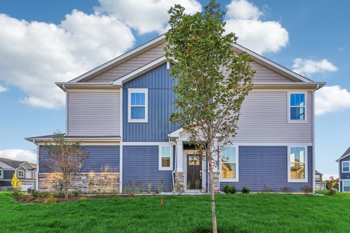 Photo 1 of 28 of 643 Cassia Ct, Crystal Lake, IL