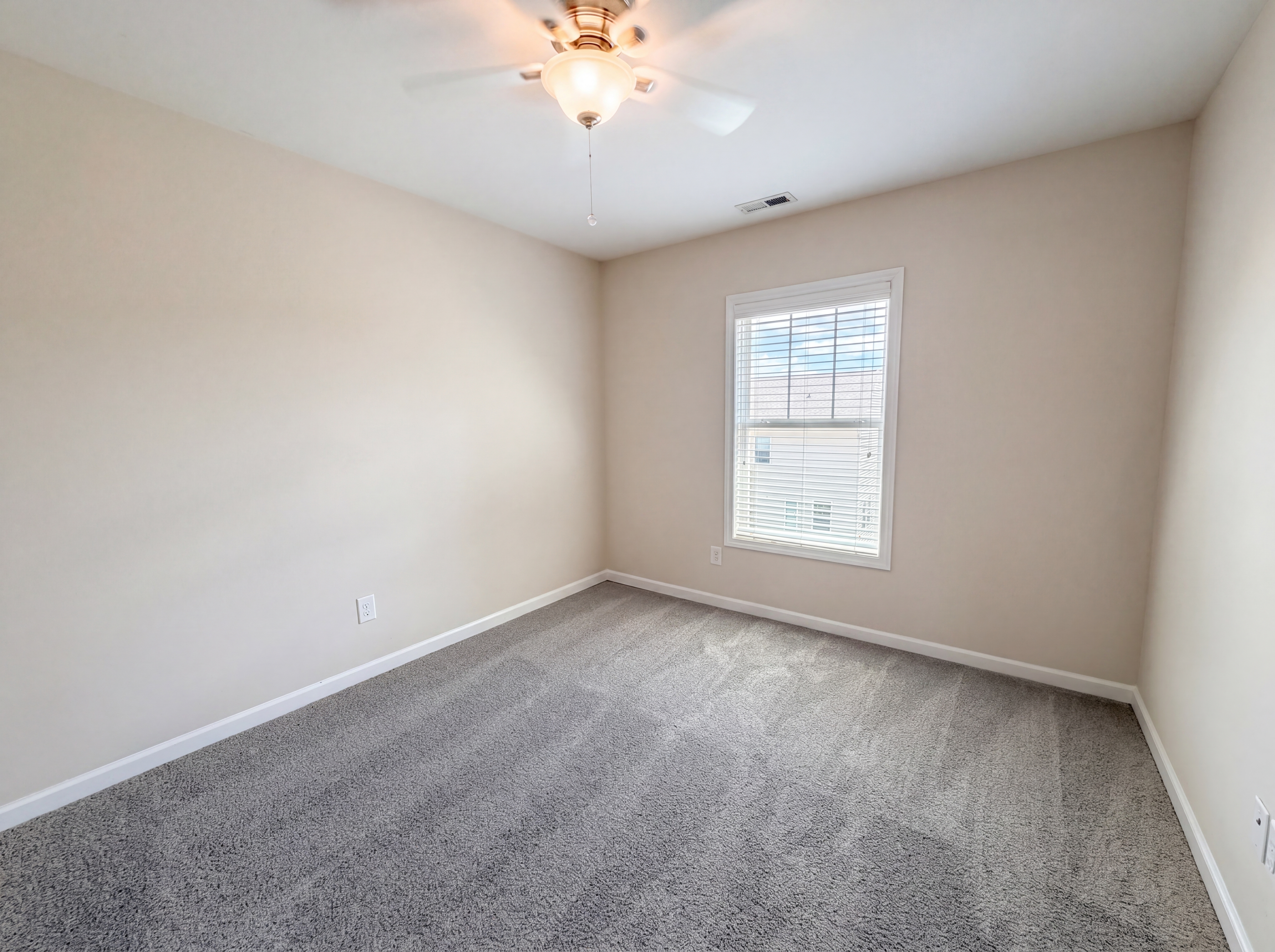 Photo 11 of 17 of 1305 Silver Dr, Mebane, NC