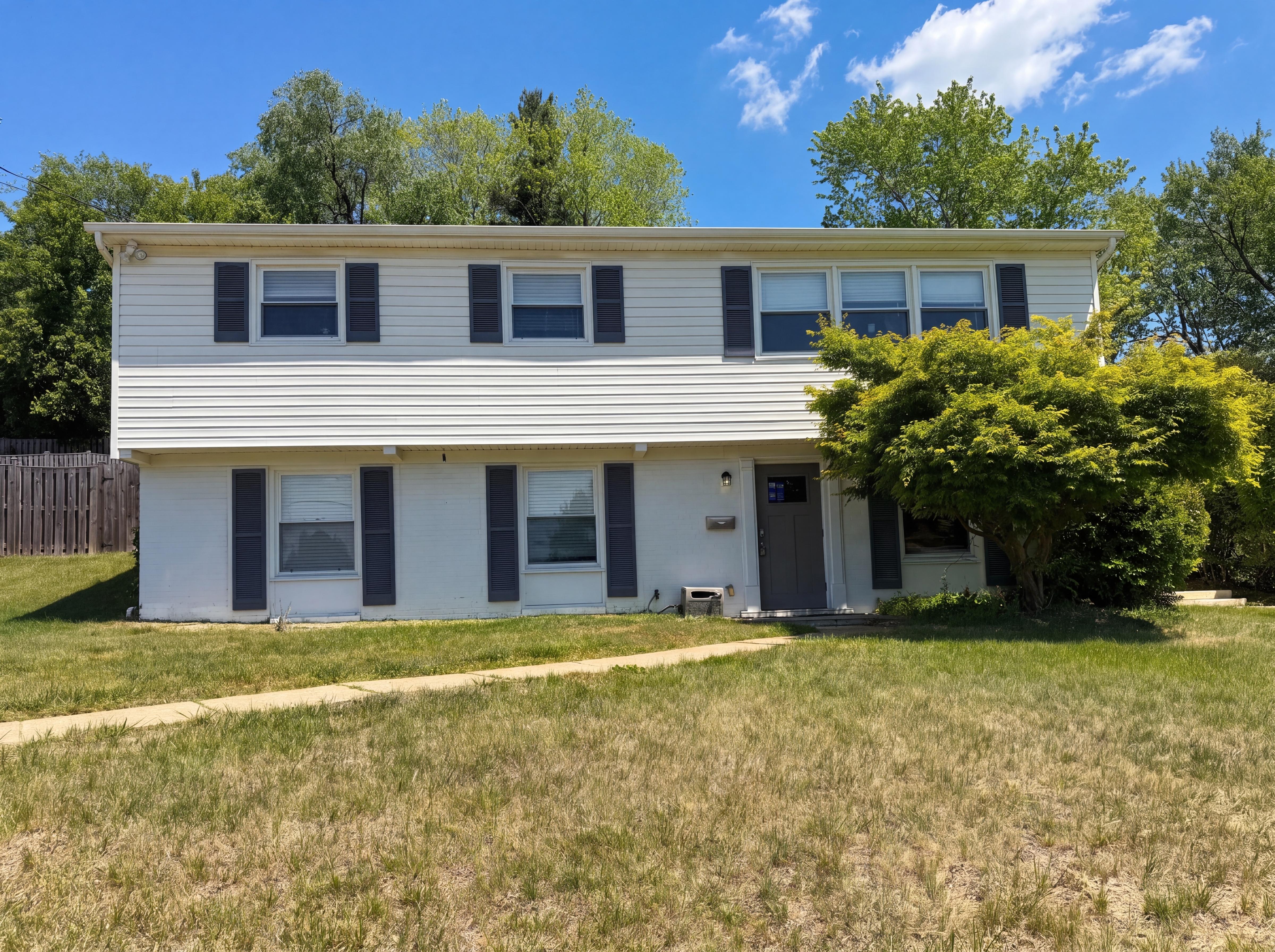 Photo 42 of 69 of 6515 Carriage Dr, Alexandria, VA