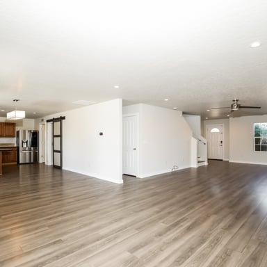 Property photo 3 of 16208 Plow Ave