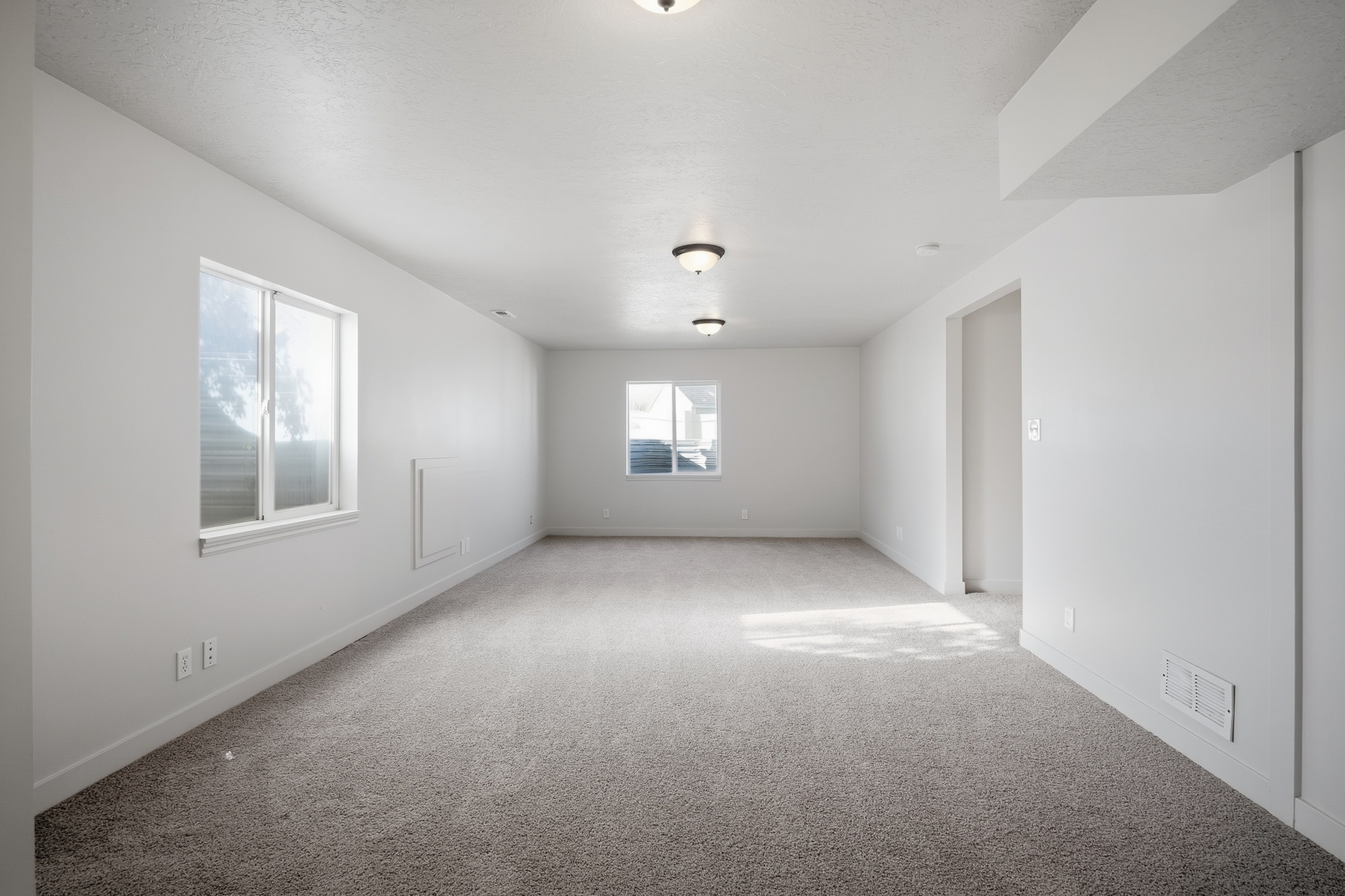 Photo 26 of 34 of 14077 S Grand View Peak Cir, Riverton, UT