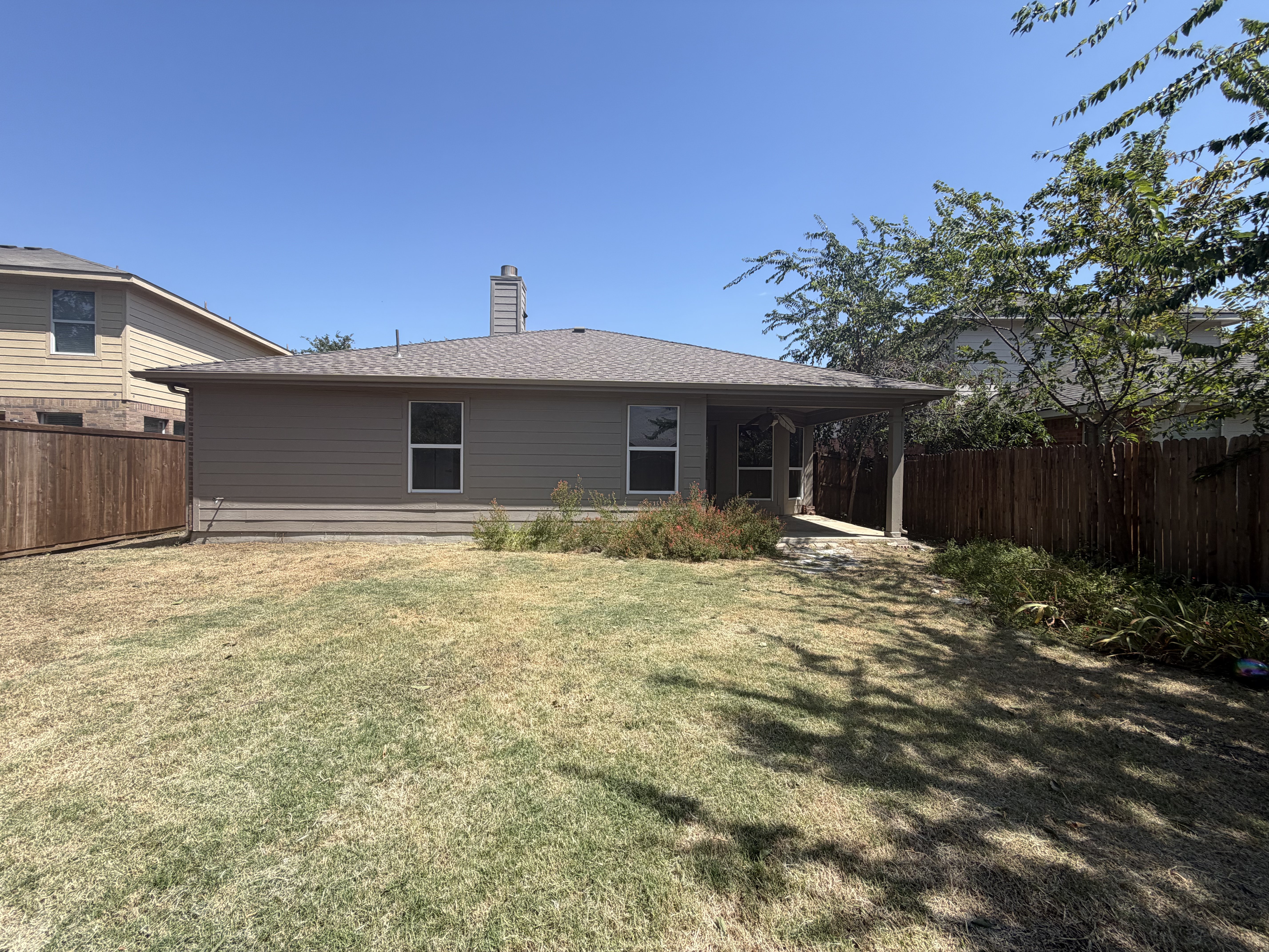 Photo 5 of 14 of 905 Acacia Dr, Anna, TX