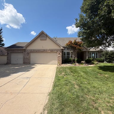 Property photo 1 of 7328 Chestnut Hills Blvd