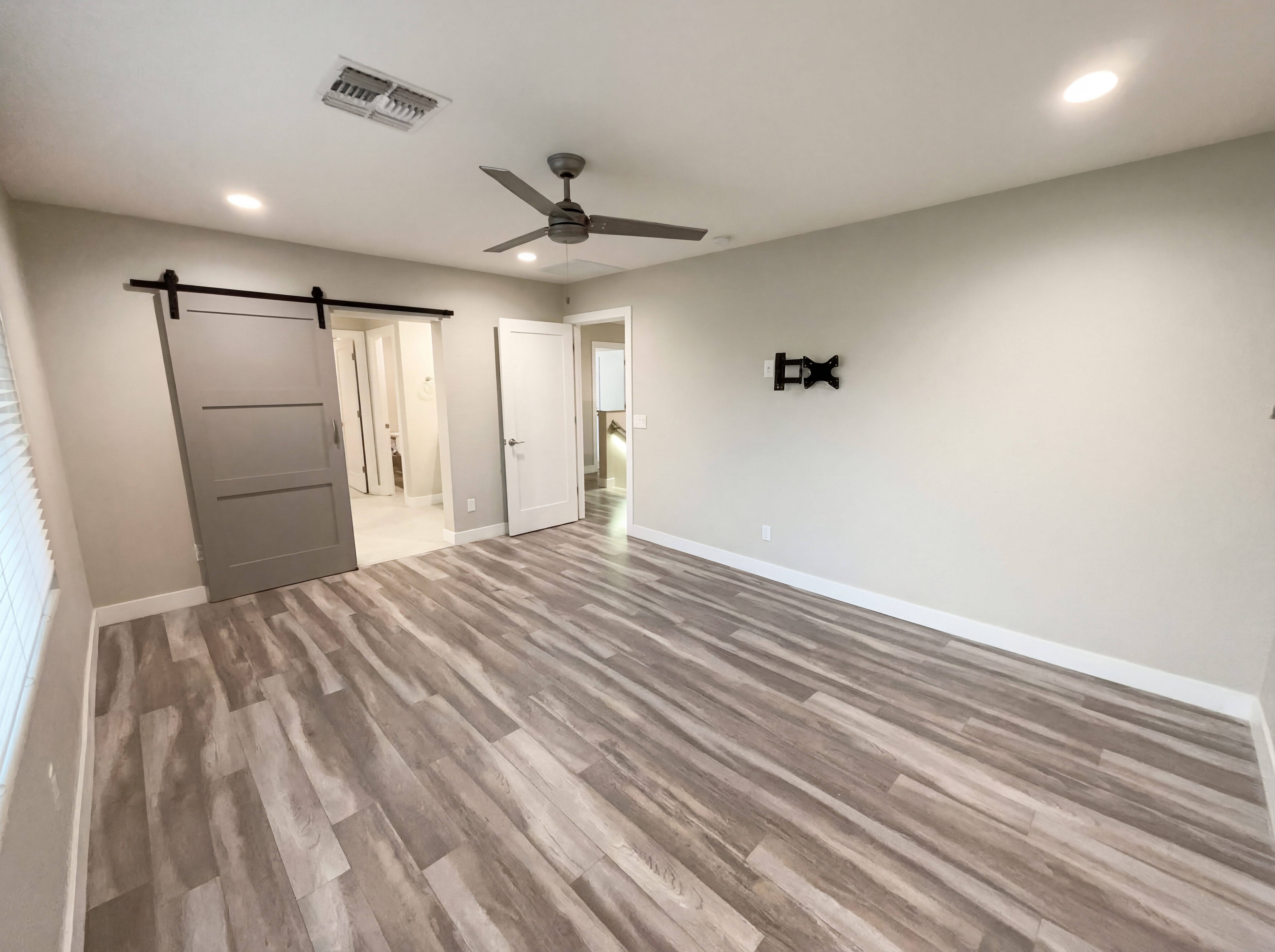 Photo 4 of 40 of 1099 E Sourwood Dr, Gilbert, AZ