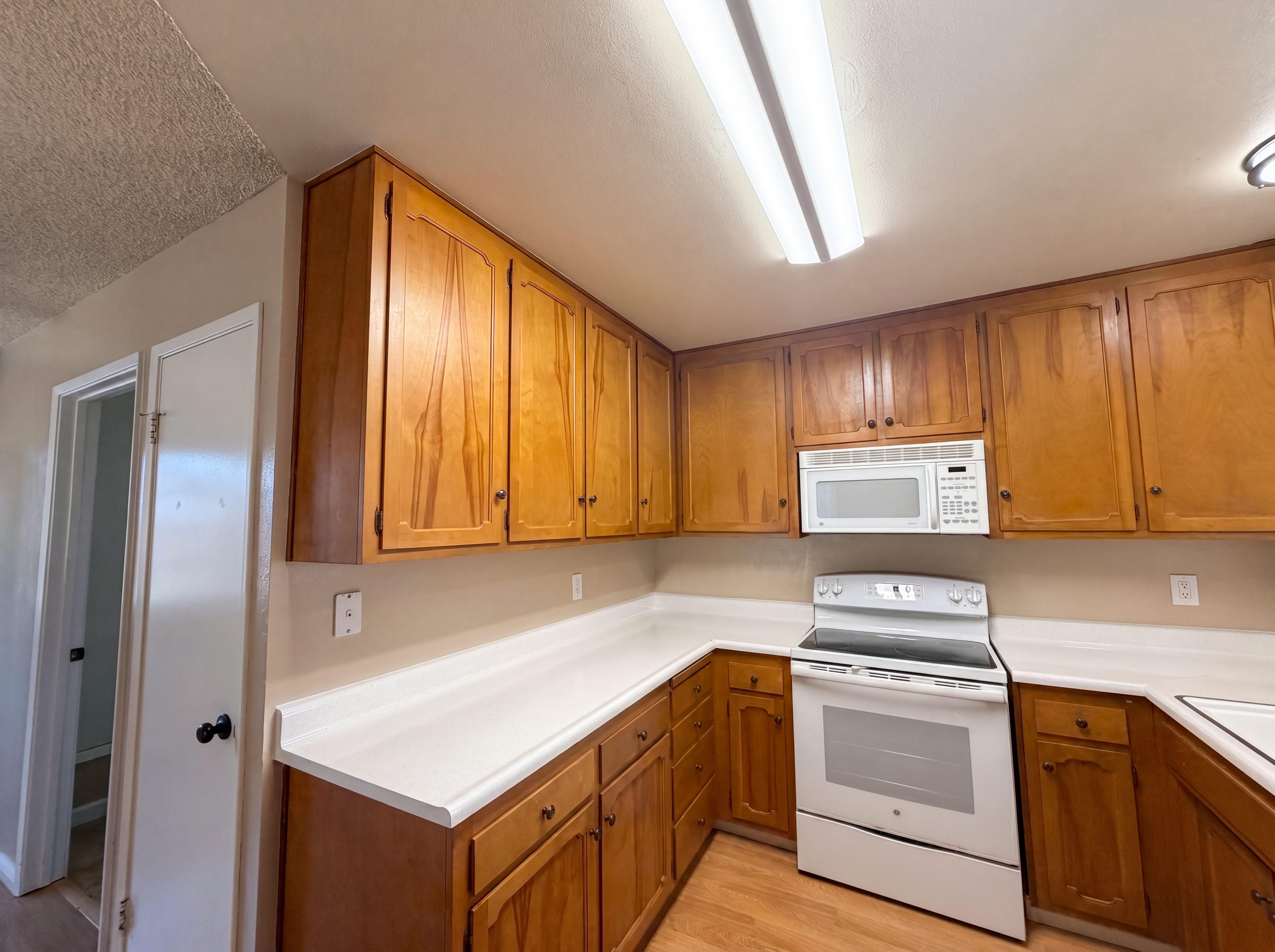 Photo 8 of 38 of 4828 Rockland Way, Fair Oaks, CA