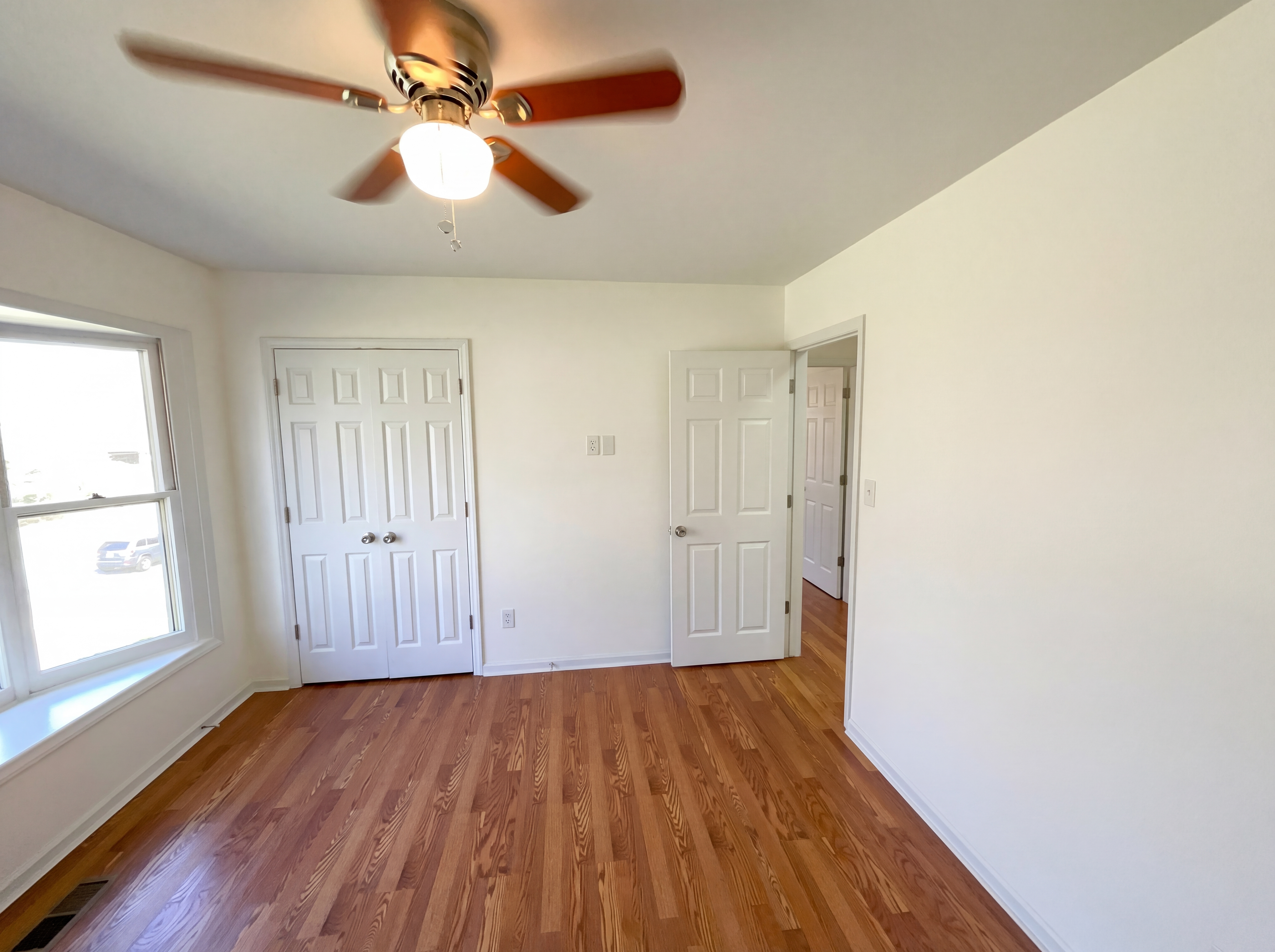 Photo 11 of 24 of 707 Willowmoore Ave, Thomasville, NC