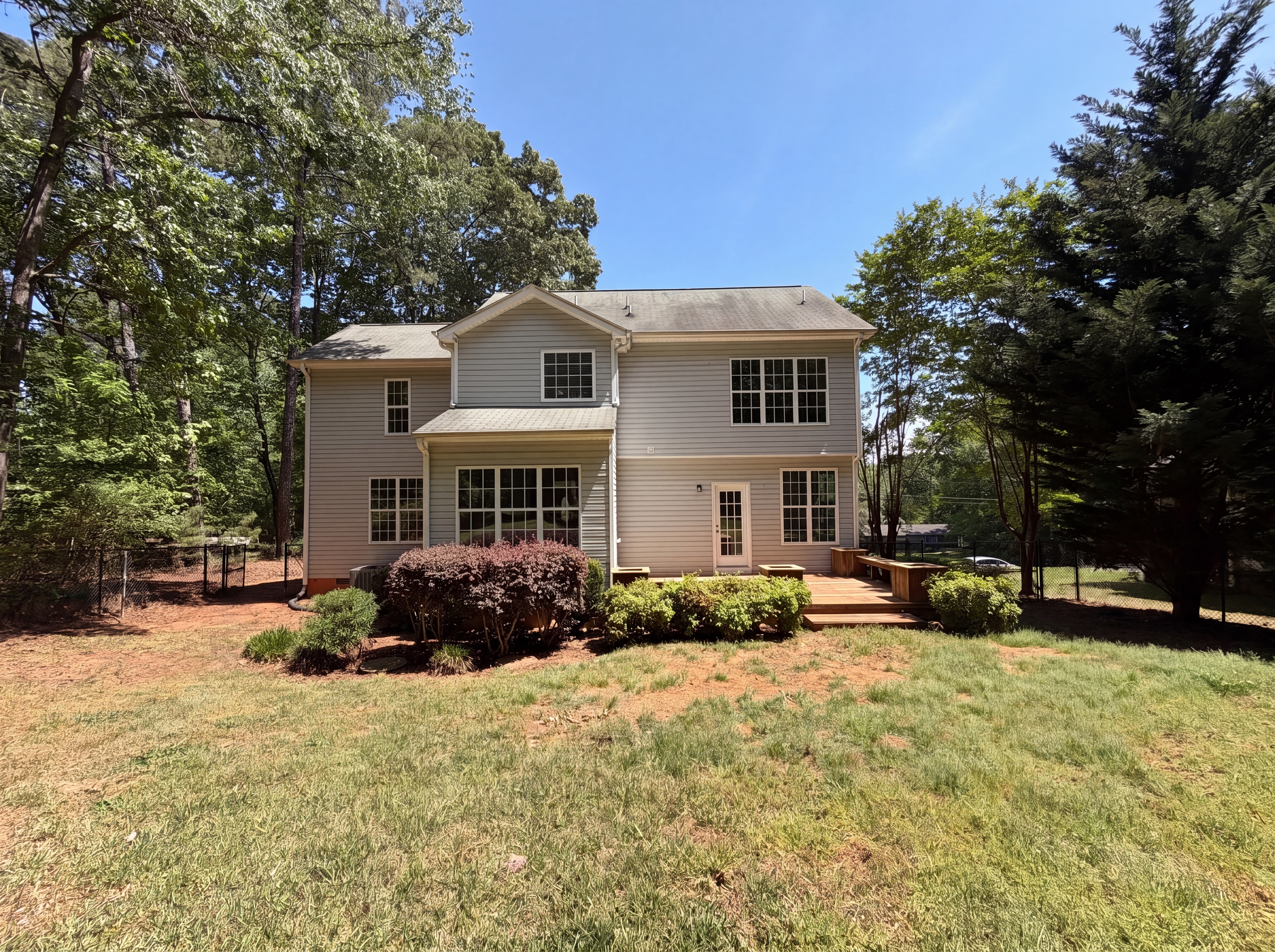 Photo 5 of 18 of 522 Shawnee Dr, Louisburg, NC