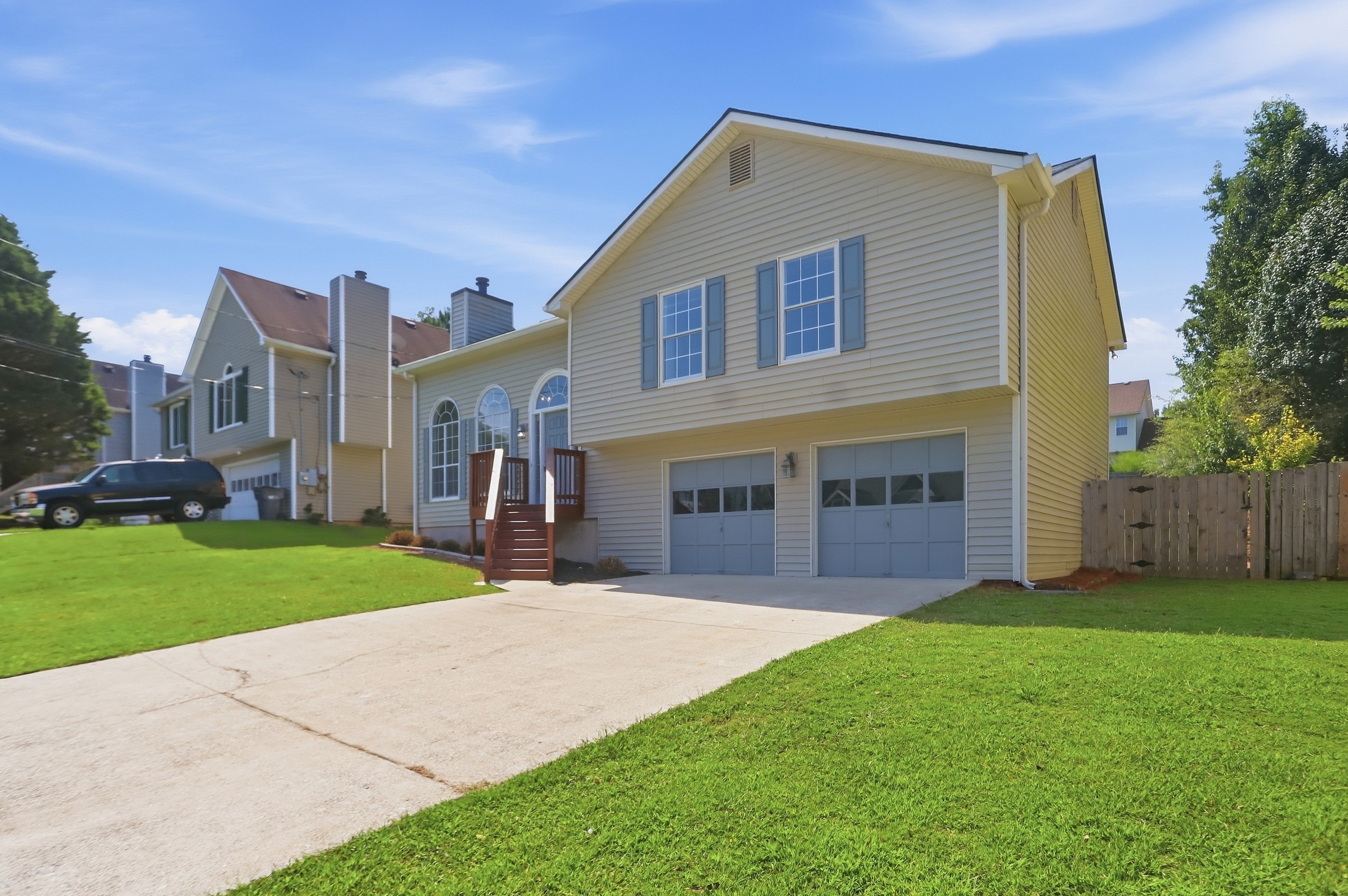 Photo 30 of 38 of 5430 Princeton Oaks Dr, Sugar Hill, GA
