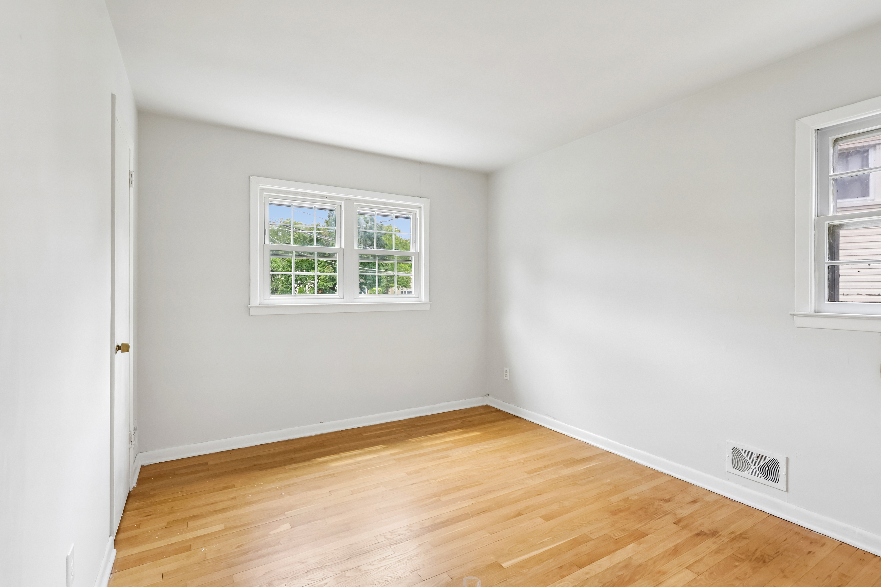 Photo 20 of 39 of 78-80 Parkside Rd, Plainfield, NJ 07060, Plainfield, NJ