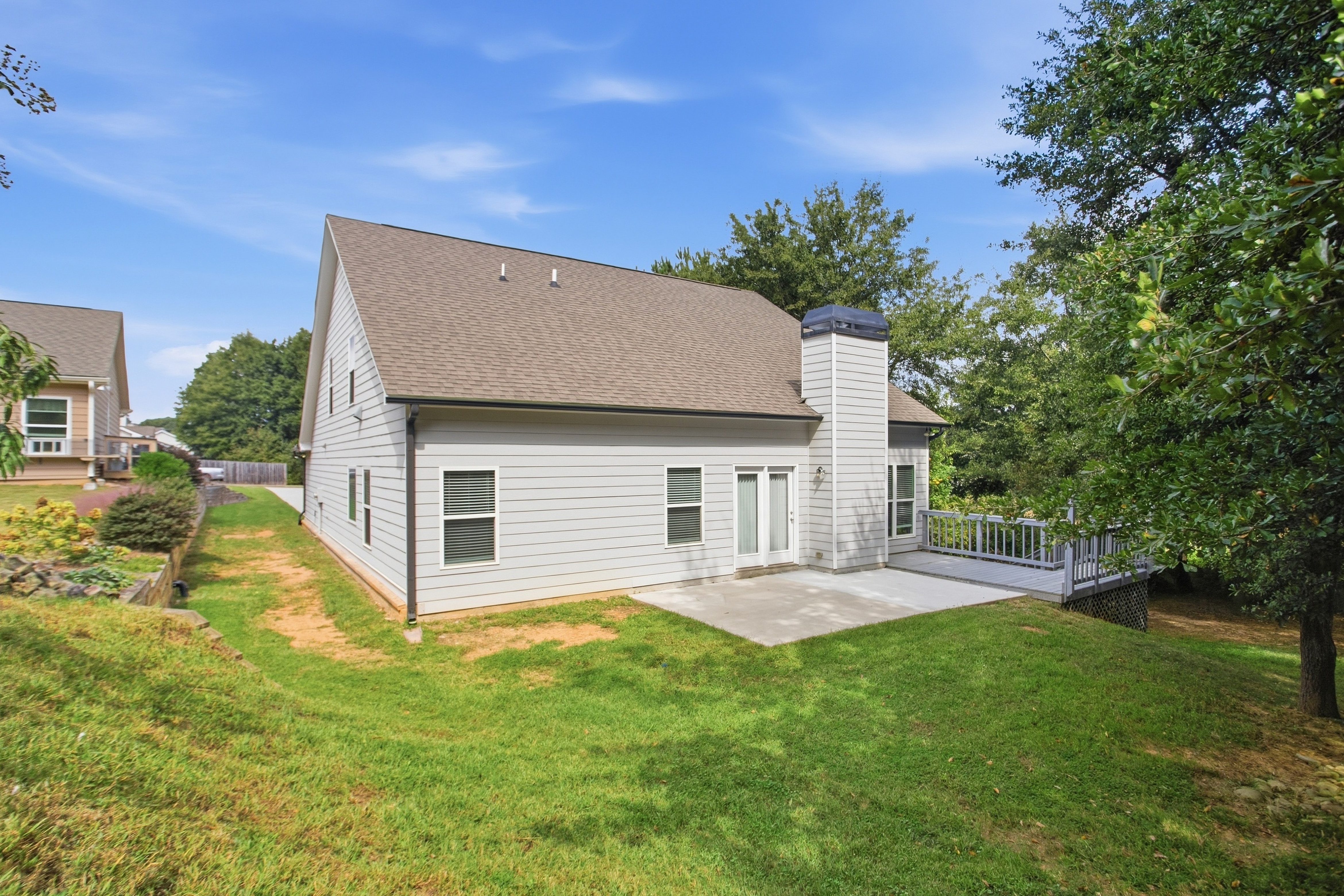 Photo 5 of 67 of 2878 Oak Springs Dr, Statham, GA