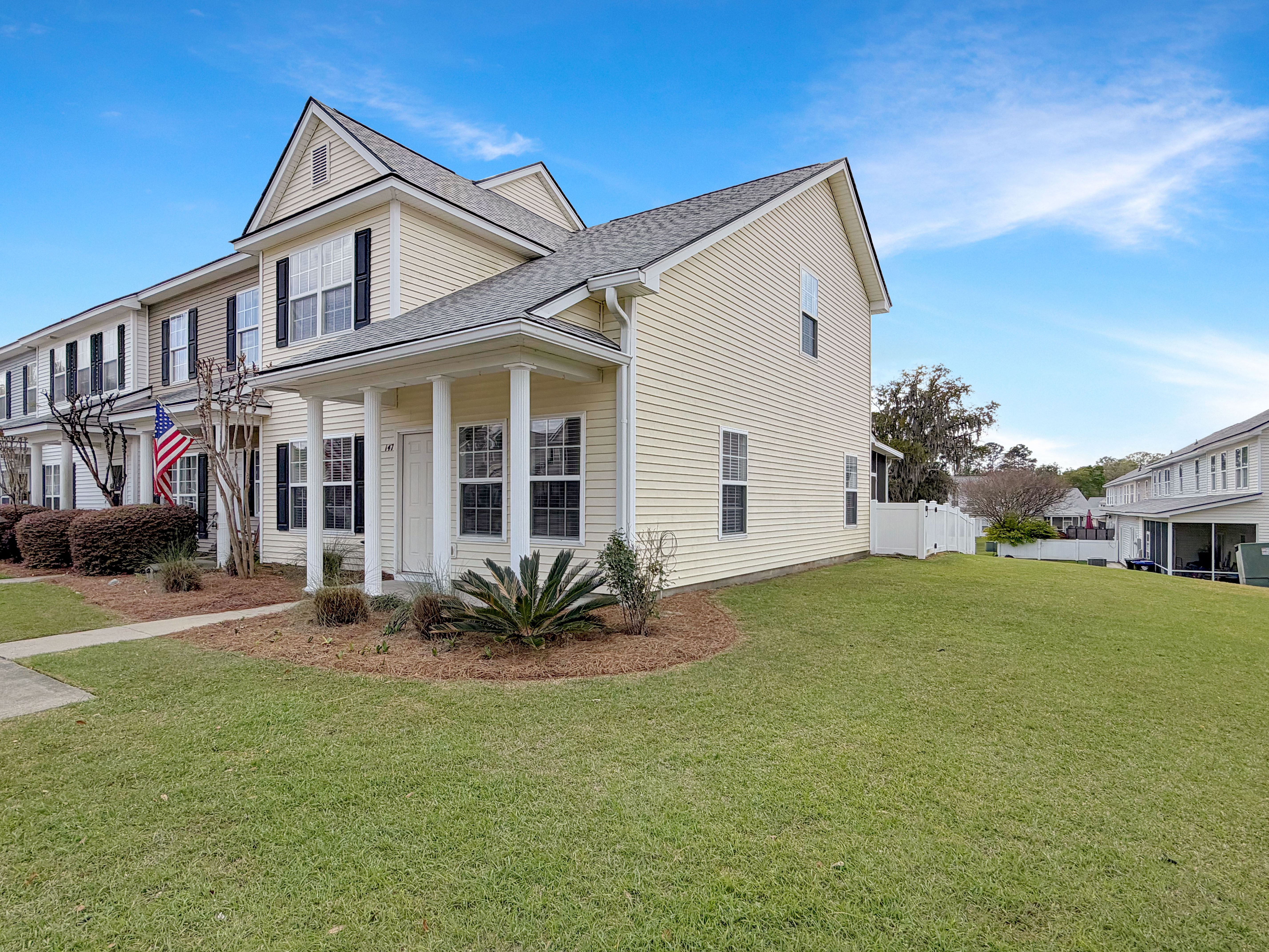 Photo 15 of 17 of 147 Lake Jogassee Dr, Summerville, SC