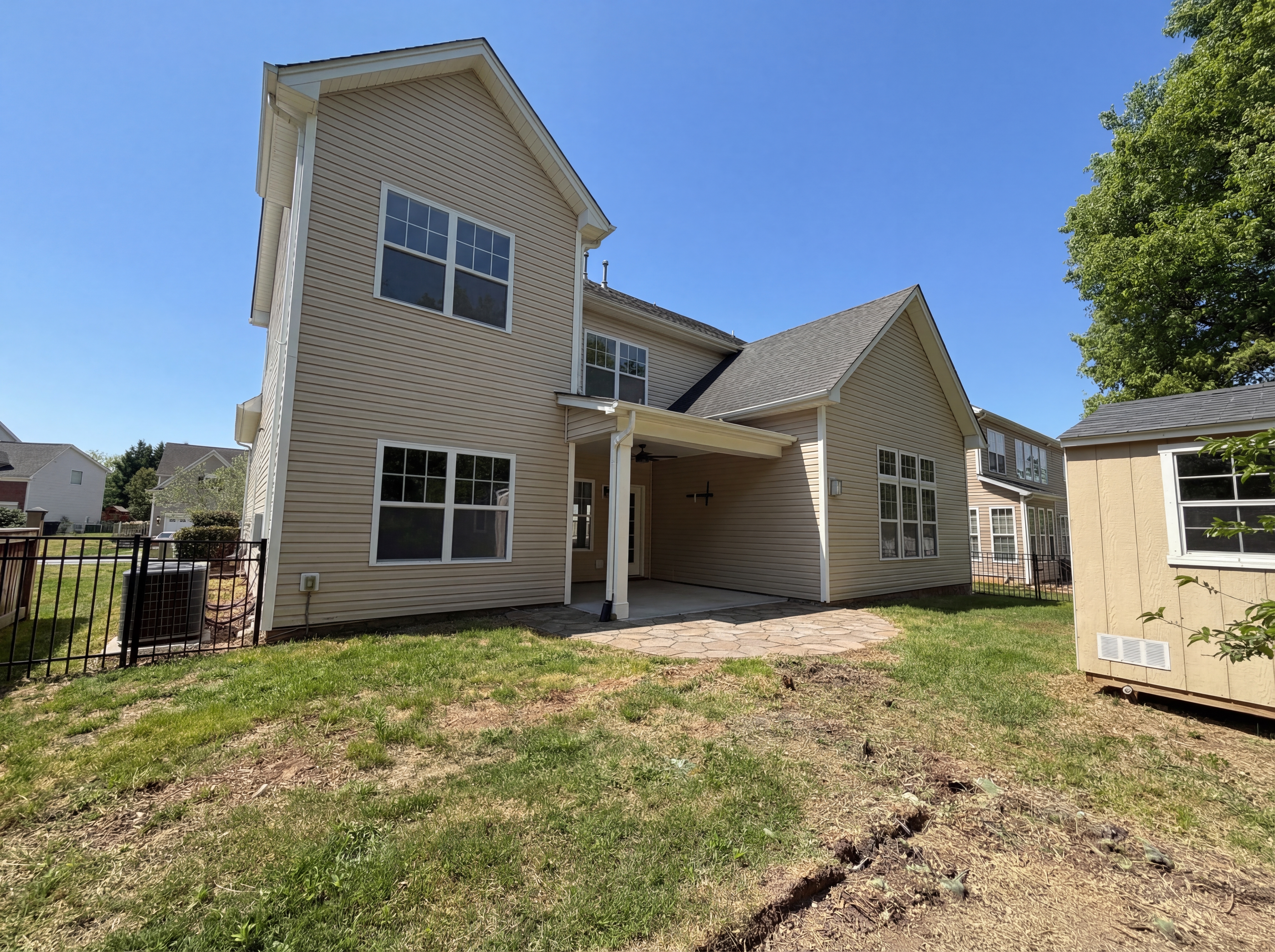 Photo 5 of 27 of 9696 Ravenscroft Ln NW, Concord, NC