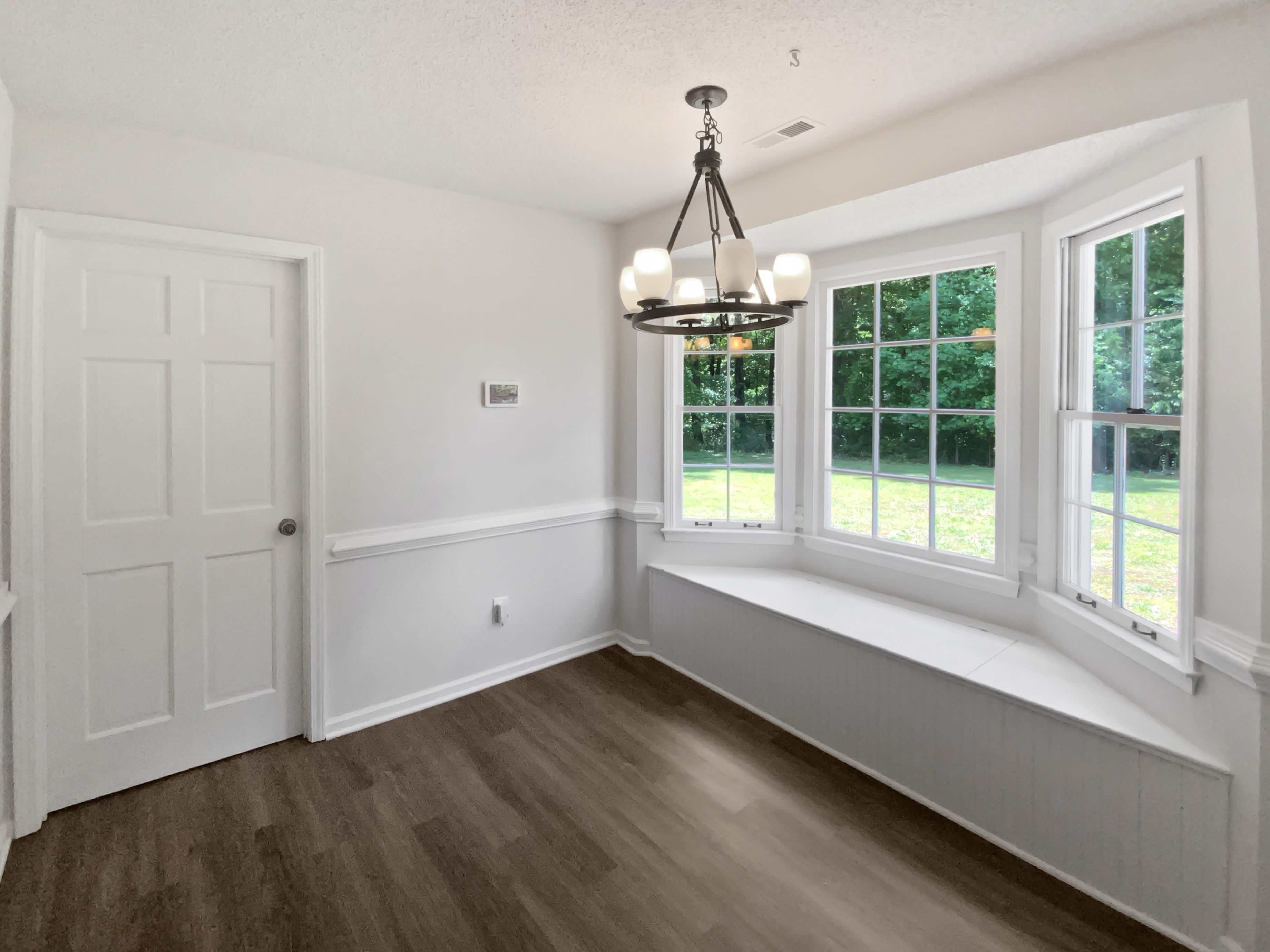 Photo 18 of 29 of 225 Woodfield Ct, McDonough, GA