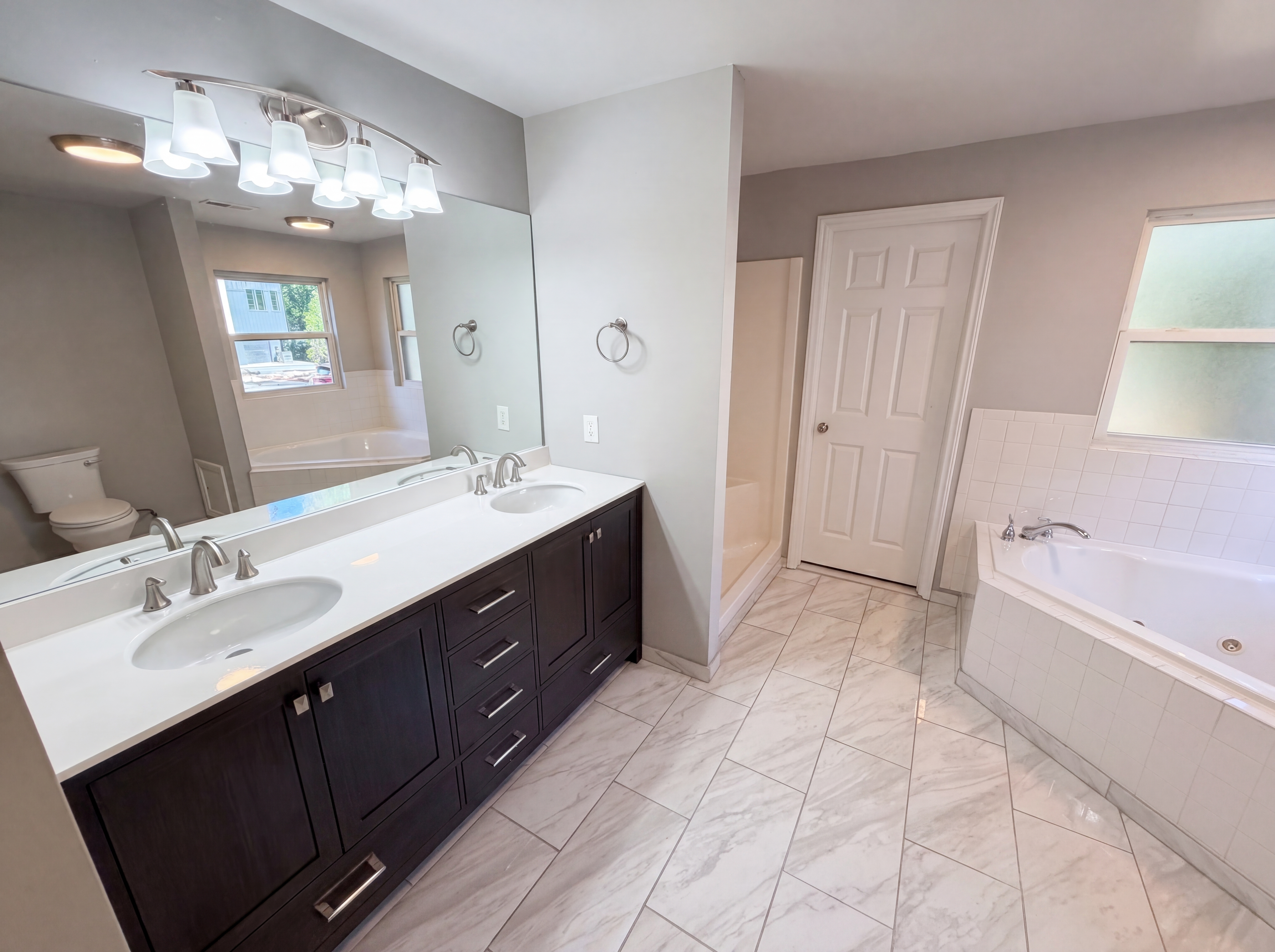 Photo 19 of 31 of 1322 Carolyn Dr, Charlotte, NC
