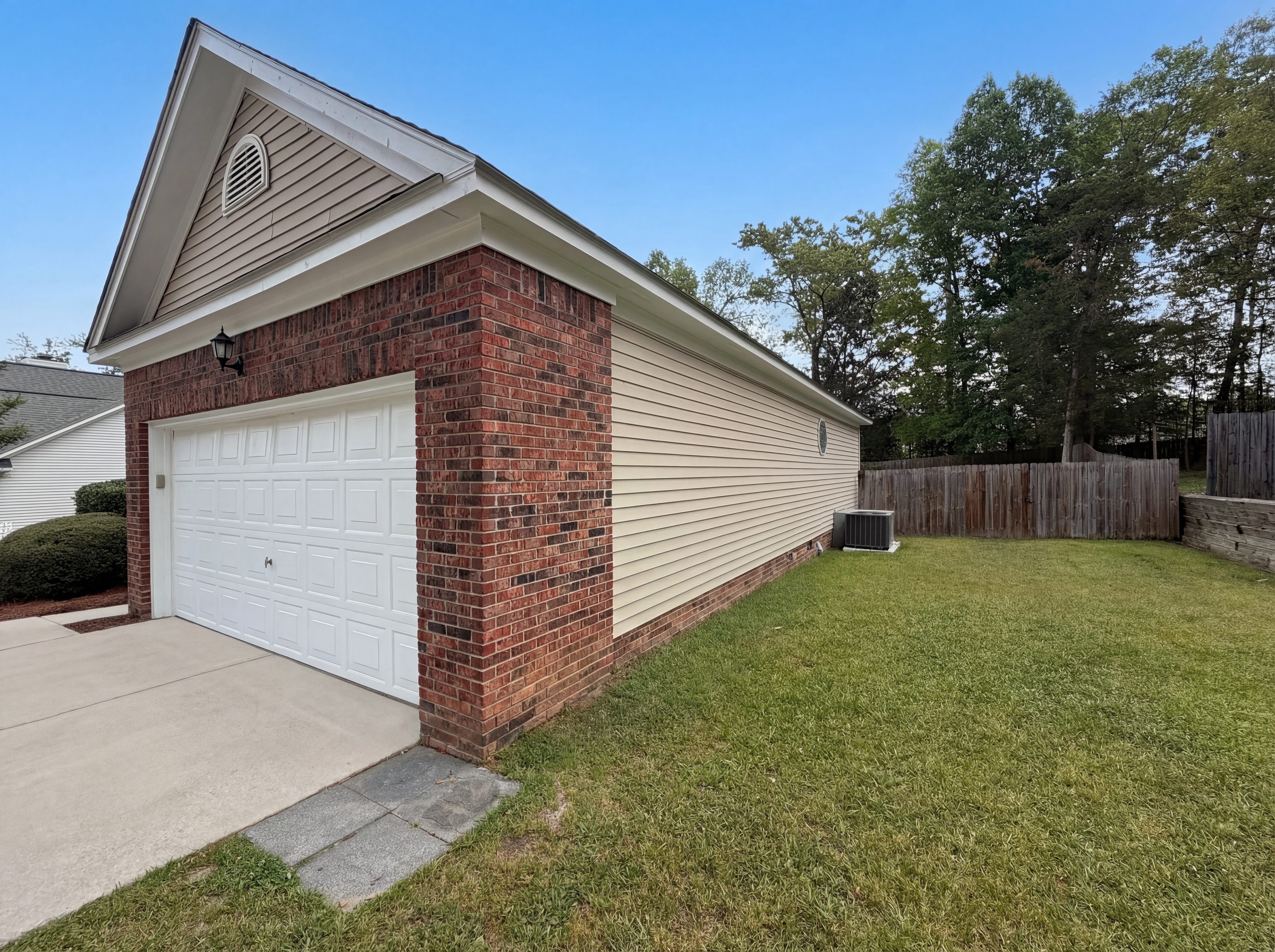 Photo 7 of 22 of 206 Gleneagle Cir, Irmo, SC