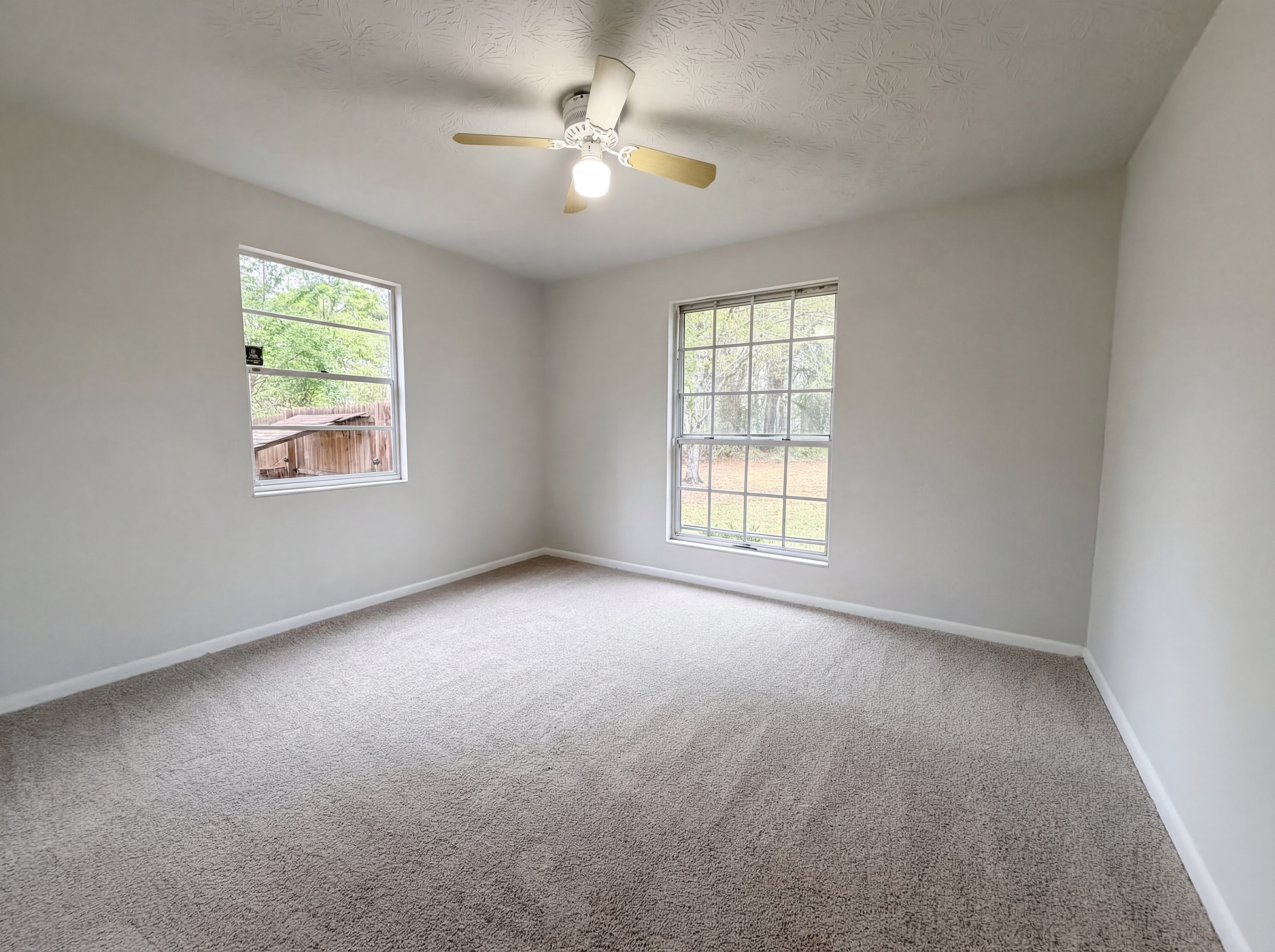 Photo 13 of 19 of 4141 Sidewinder Trl, Middleburg, FL