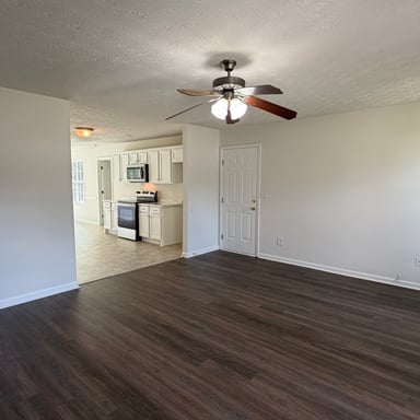 Property photo 3 of 114 Beaty Ct
