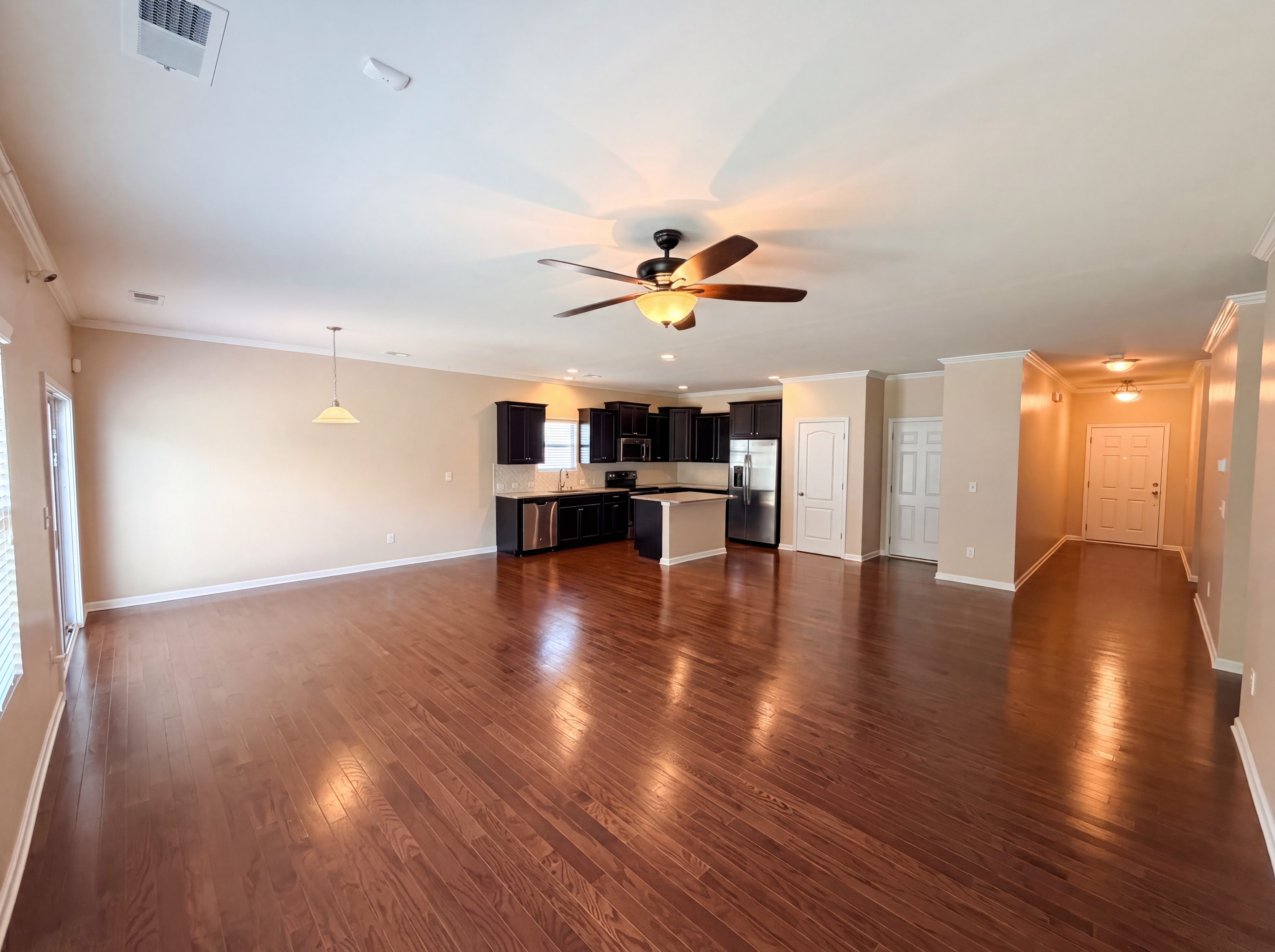 Photo 3 of 20 of 7110 Strawberry Fields Ln, Charlotte, NC