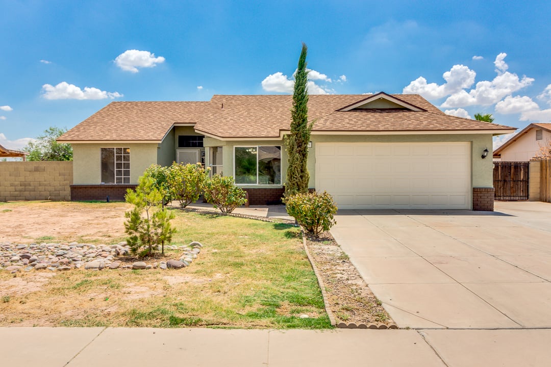 Photo 1 of 27 - 7239 W Sunnyslope Ln, Peoria, AZ 85345
