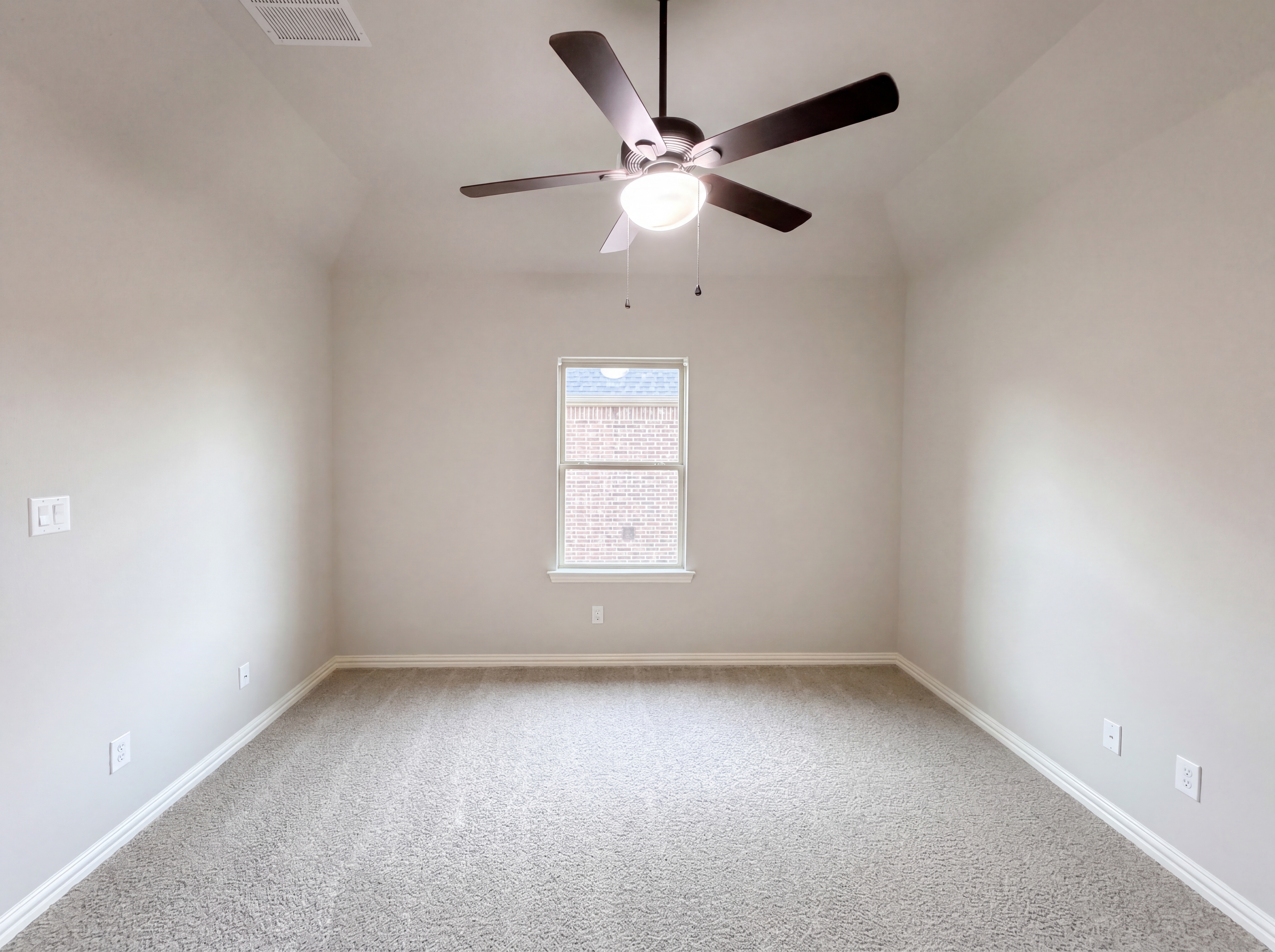Photo 20 of 30 of 6452 Crystal Creek Dr, Frisco, TX