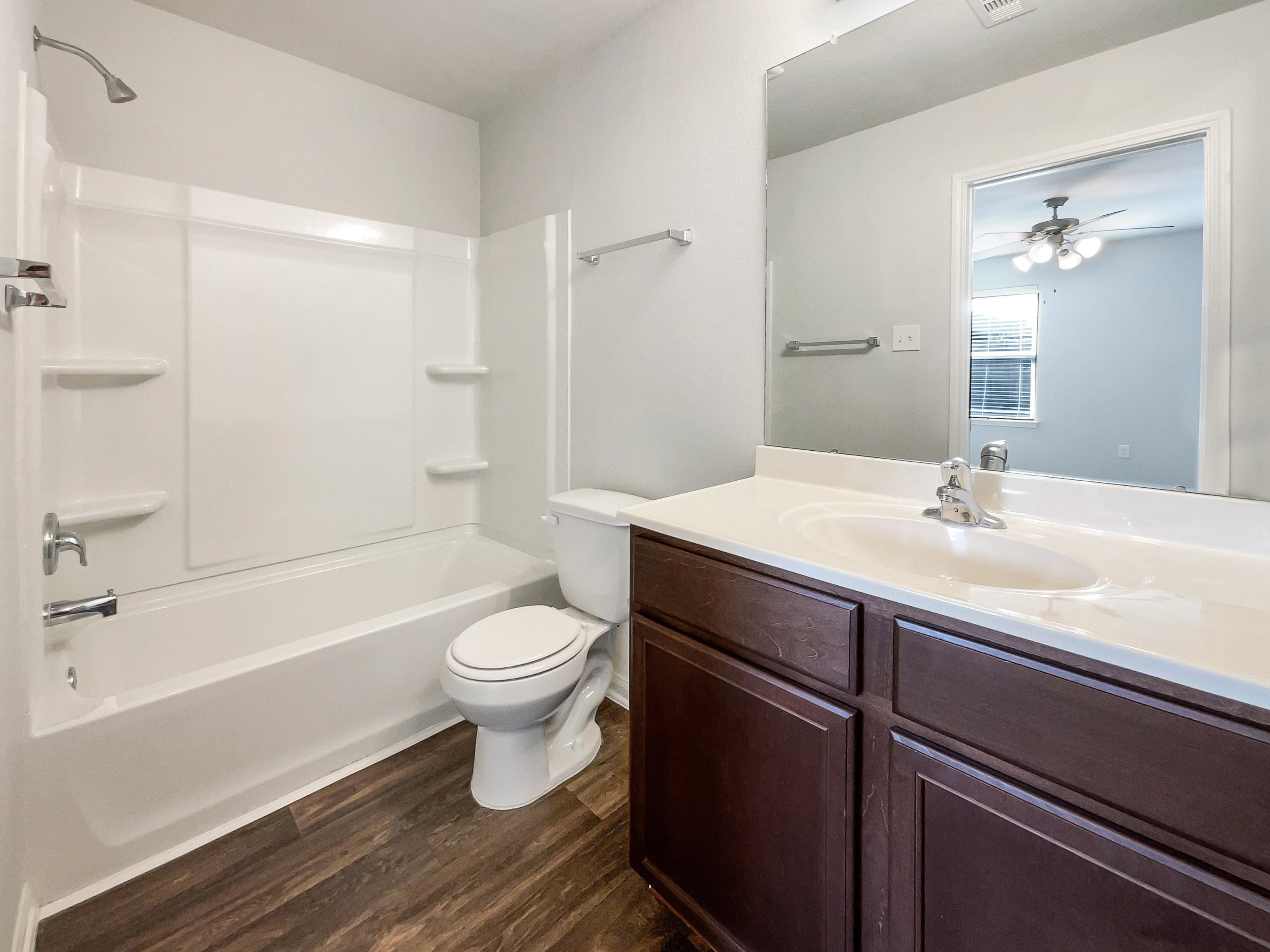 Photo 14 of 17 of 28025 Irving Dr, Magnolia, TX