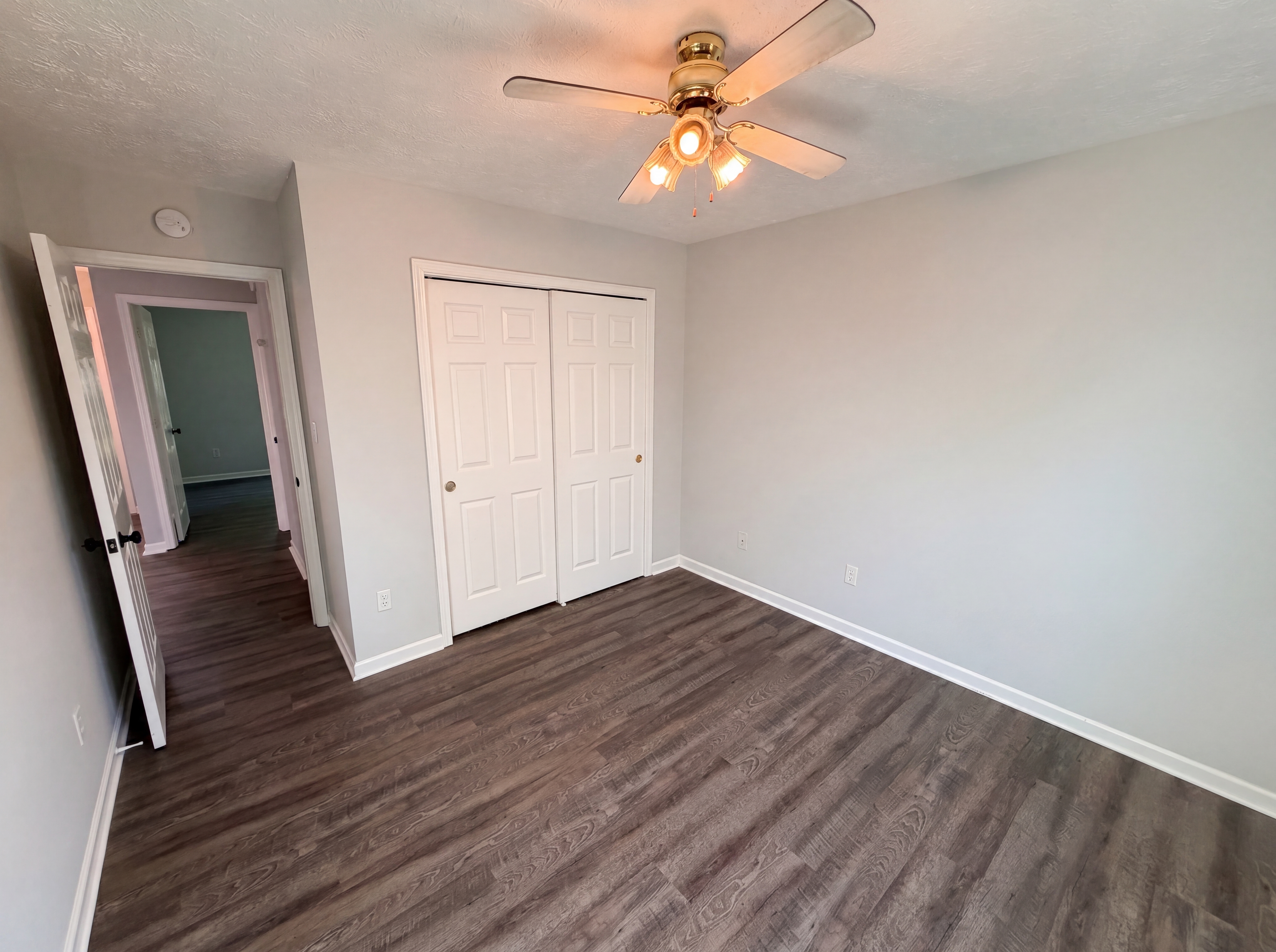 Photo 14 of 20 of 2027 Ferdinand Ct, Indianapolis, IN