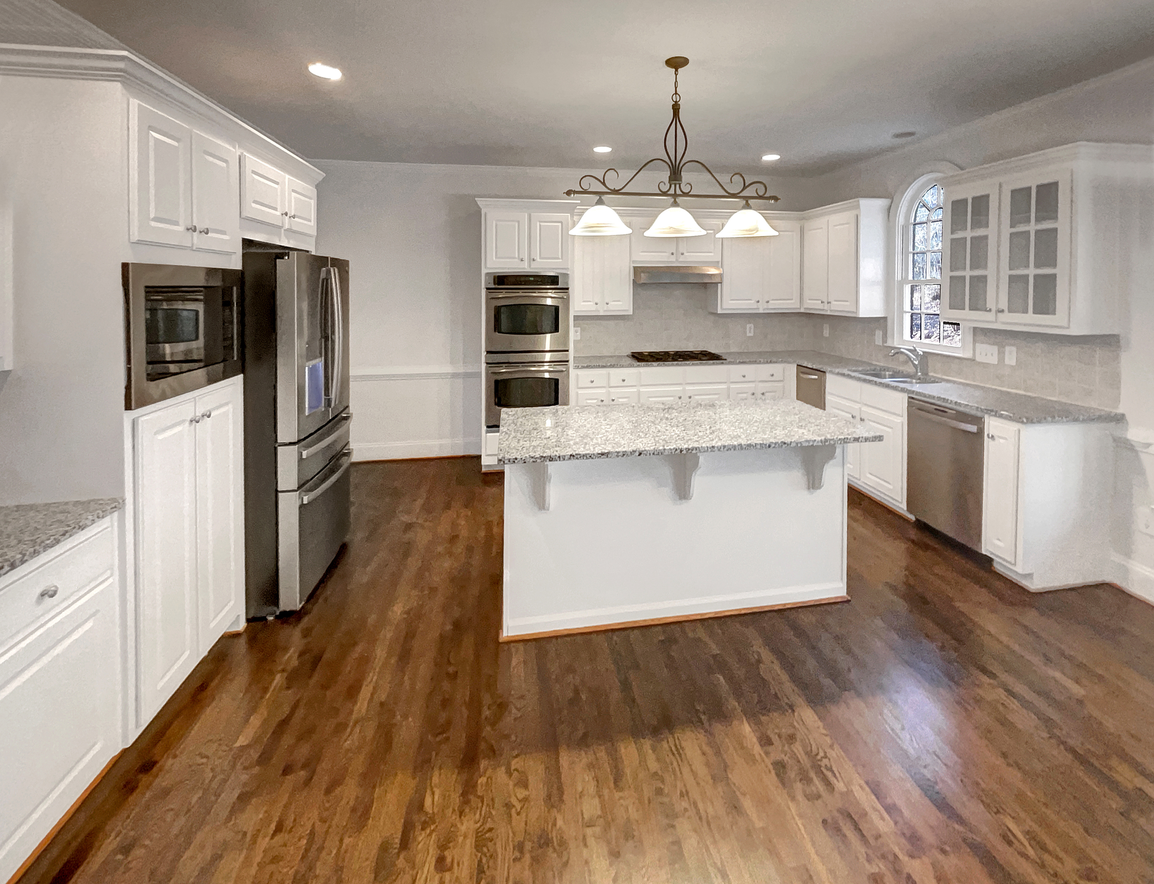 Photo 9 of 25 of 7880 Gable Dr, Douglasville, GA