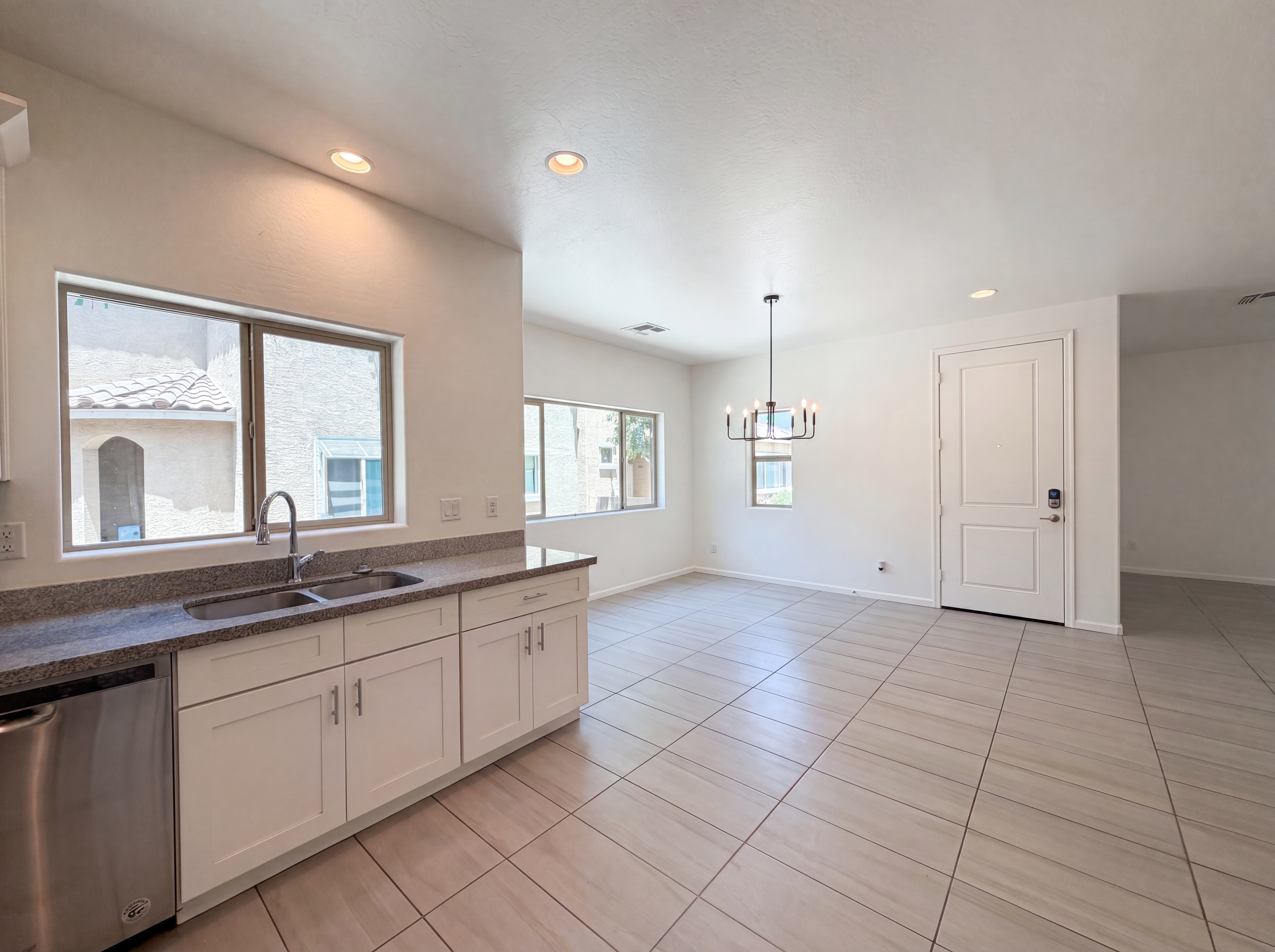 Photo 7 of 25 of 1826 W Pollack St, Phoenix, AZ