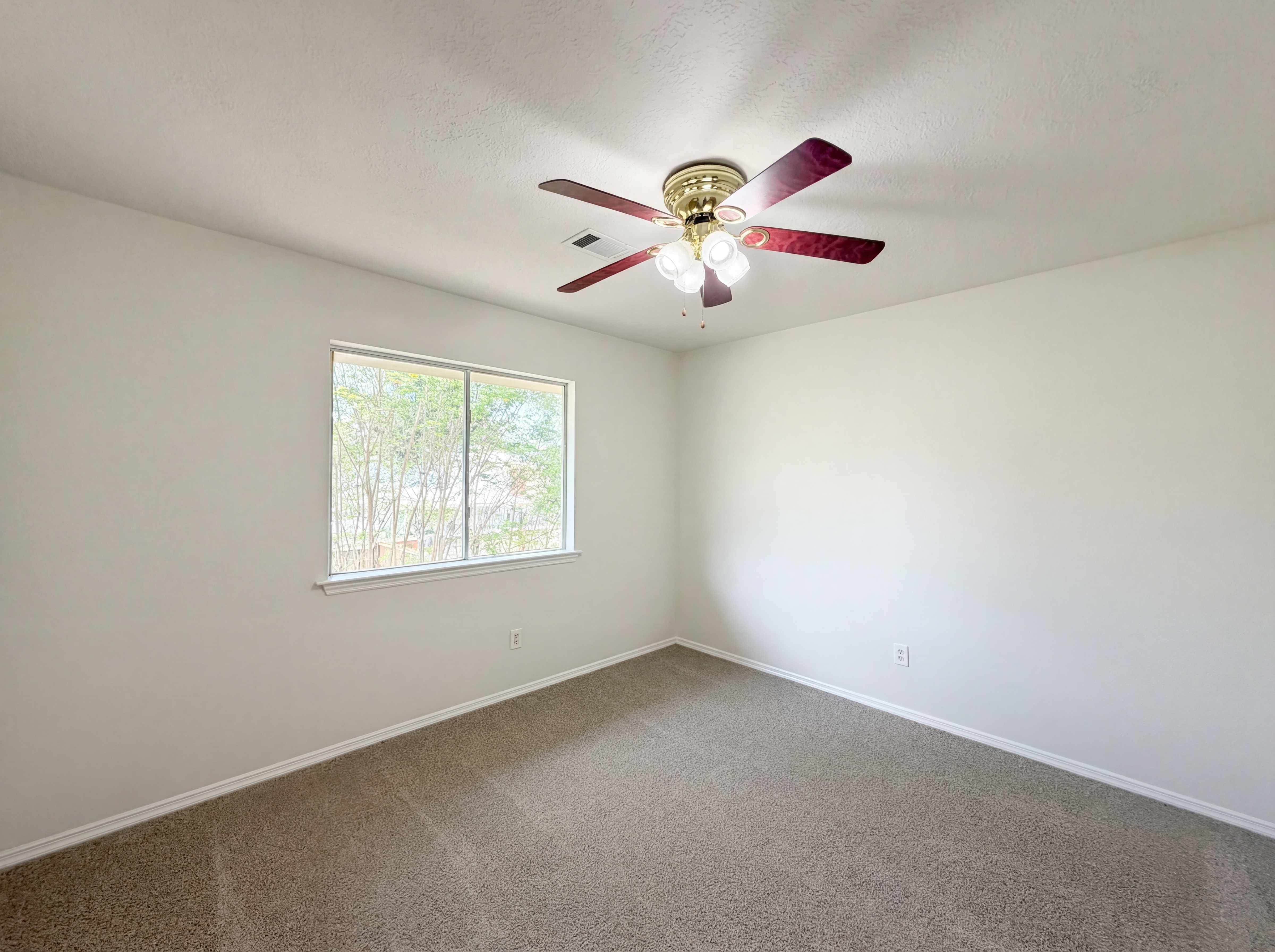 Photo 18 of 23 of 18306 Water Mill Dr, Cypress, TX