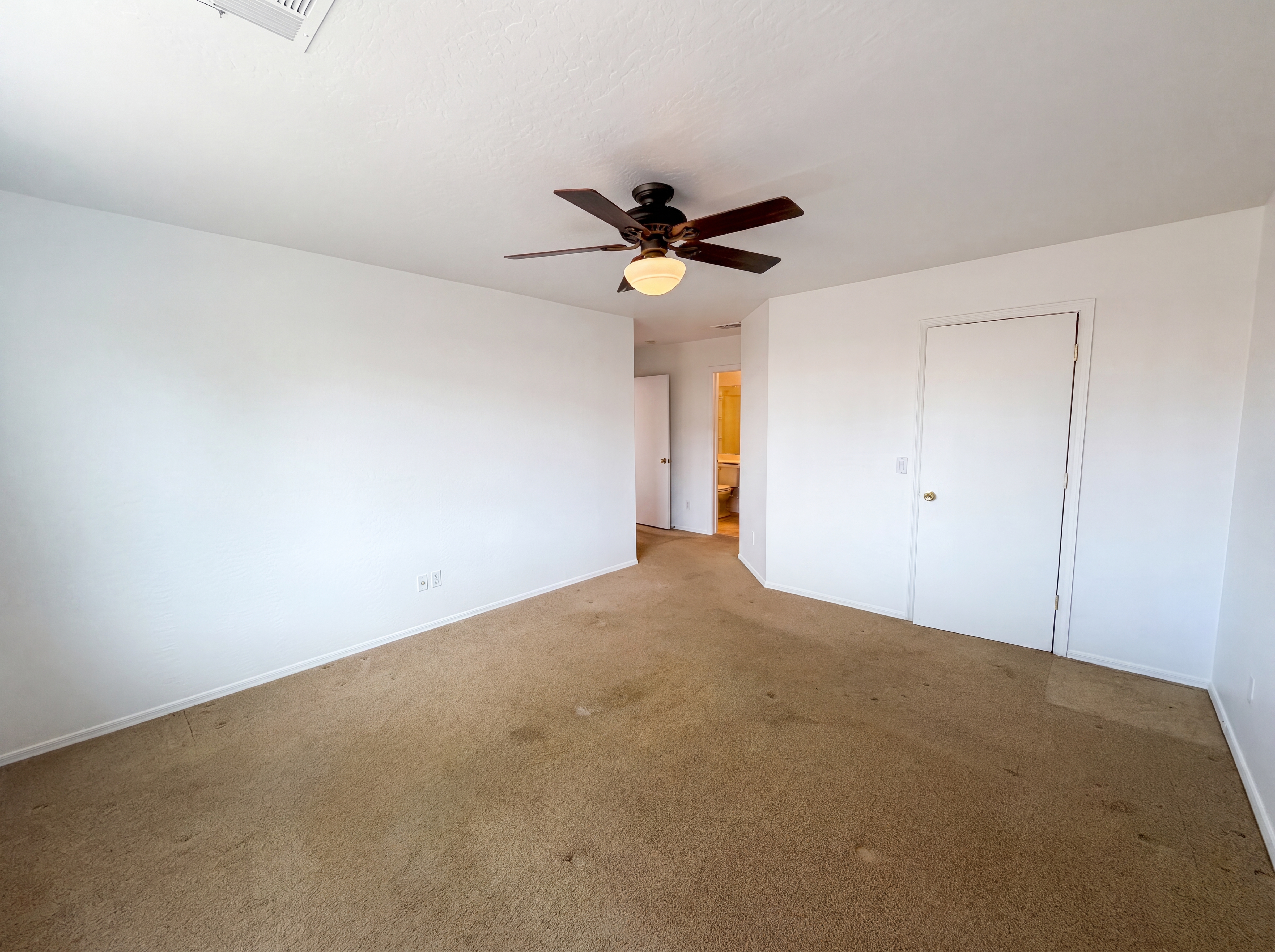 Photo 10 of 27 of 15861 W Papago St, Goodyear, AZ