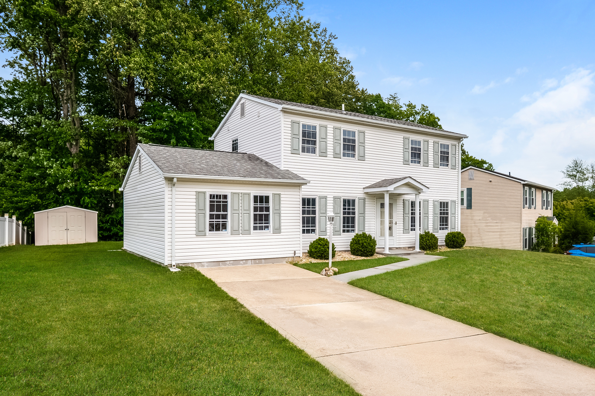 Photo 8 of 23 of 14281 Princedale Dr, Woodbridge, VA