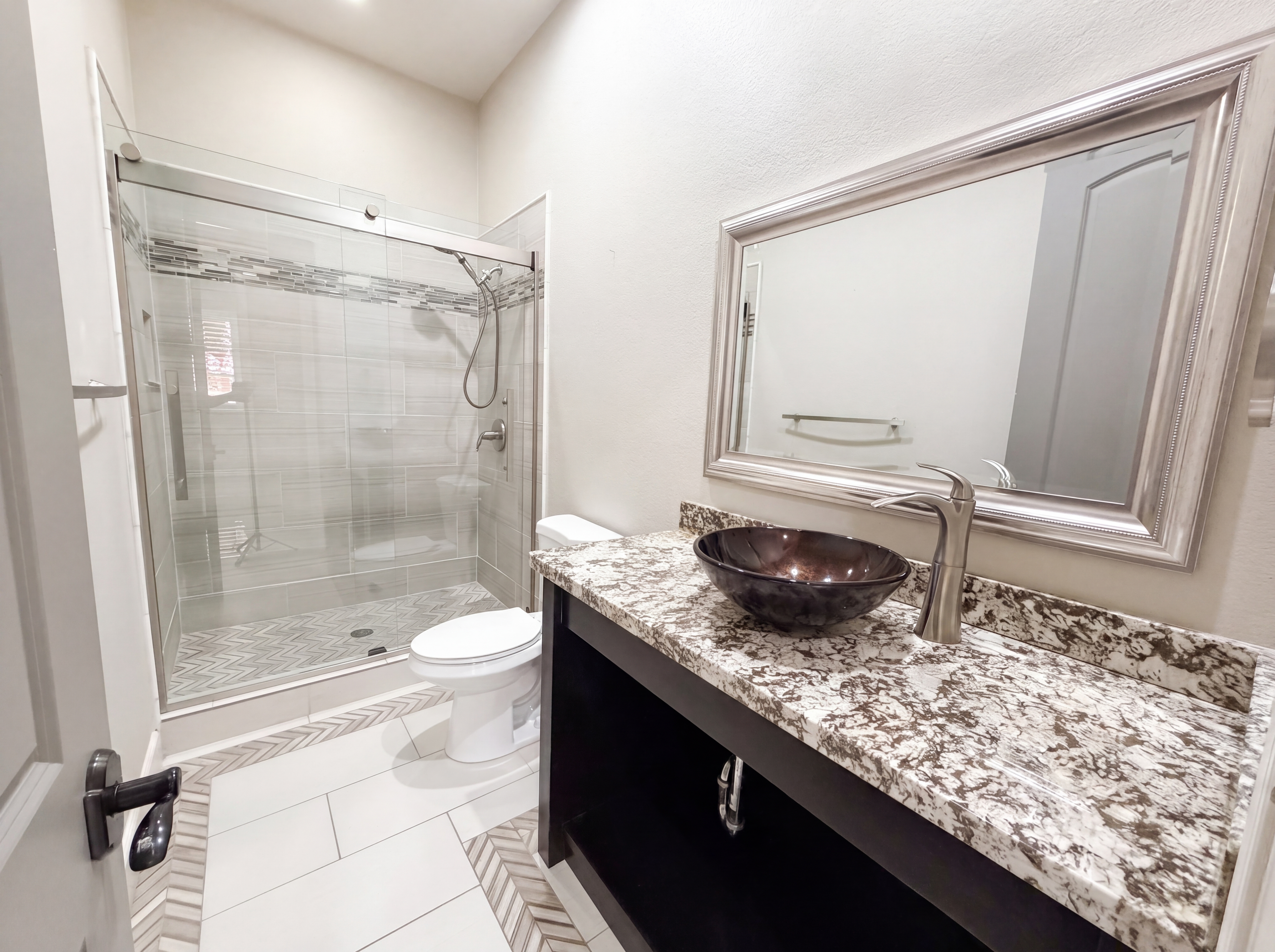 Photo 17 of 37 of 1738 E Beretta Pl, Chandler, AZ