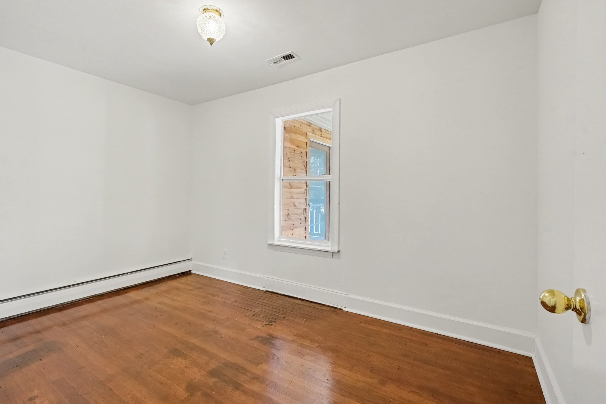 Photo 13 of 19 of 169 Montview Cir, Brevard, NC