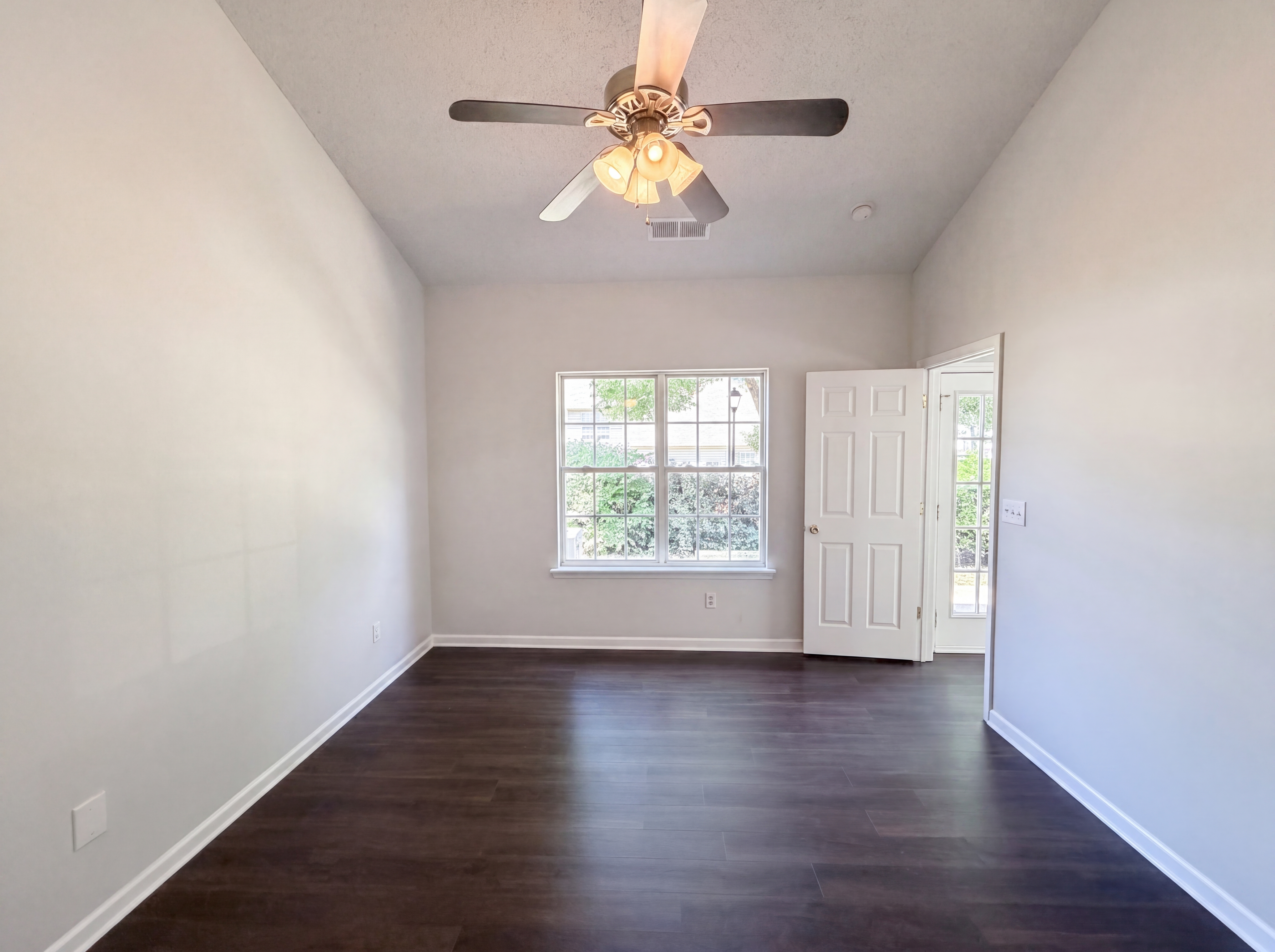 Photo 4 of 19 of 9606 Jack Russell Ct, Charlotte, NC