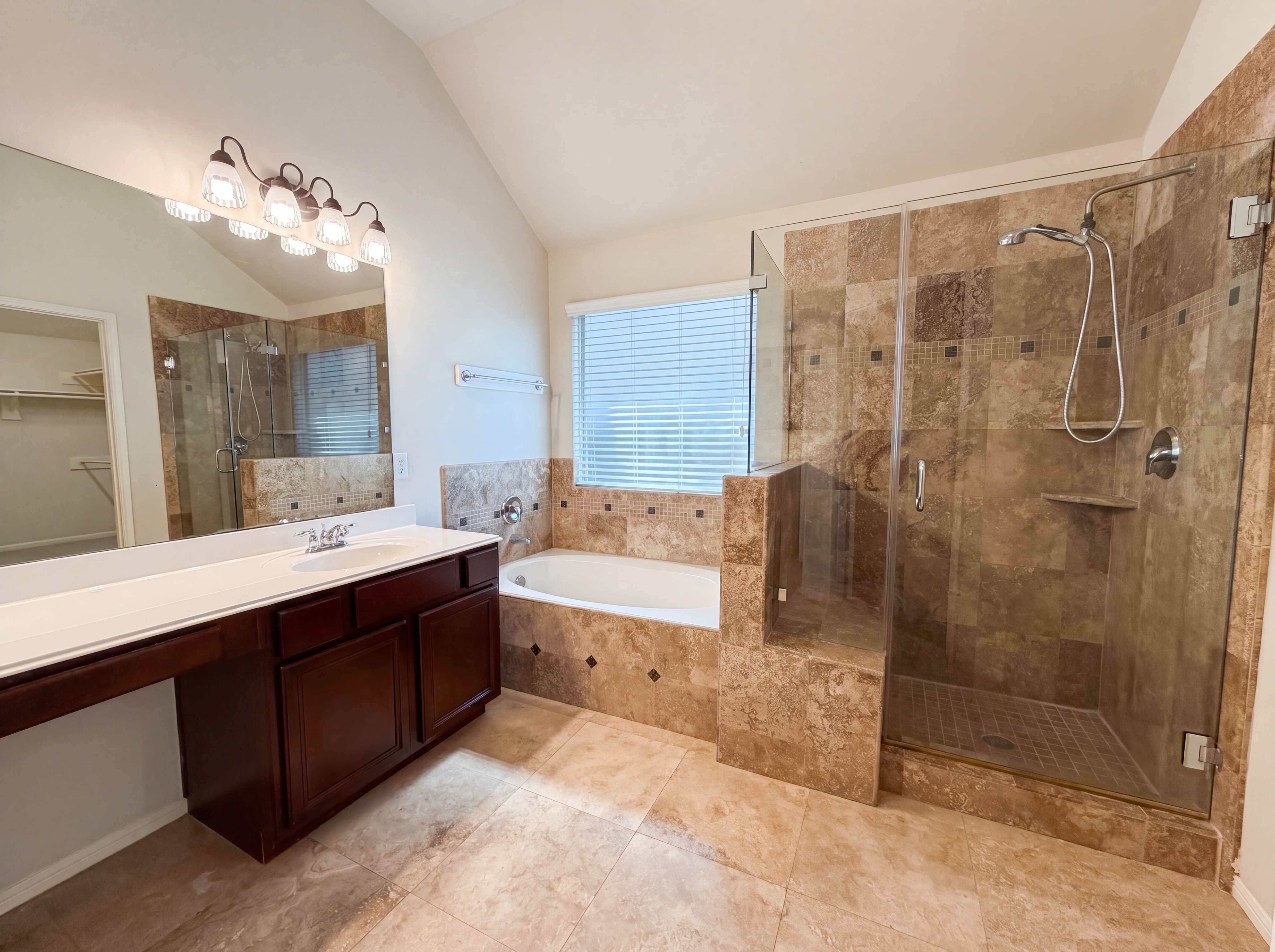Photo 11 of 18 of 16915 Shoal Park Dr, Cypress, TX