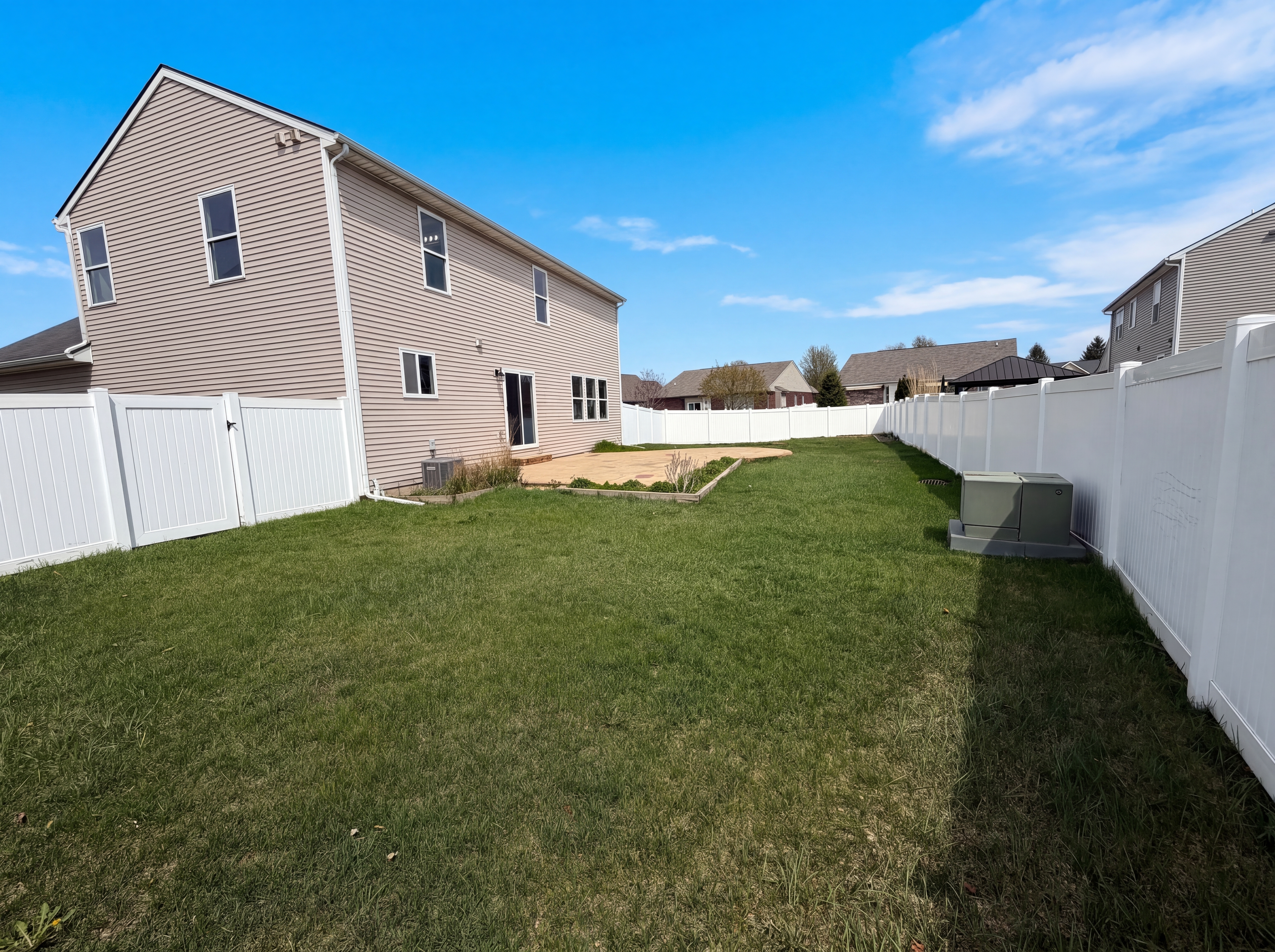 Photo 40 of 44 of 42824 Greystone Dr, Sterling Heights, MI