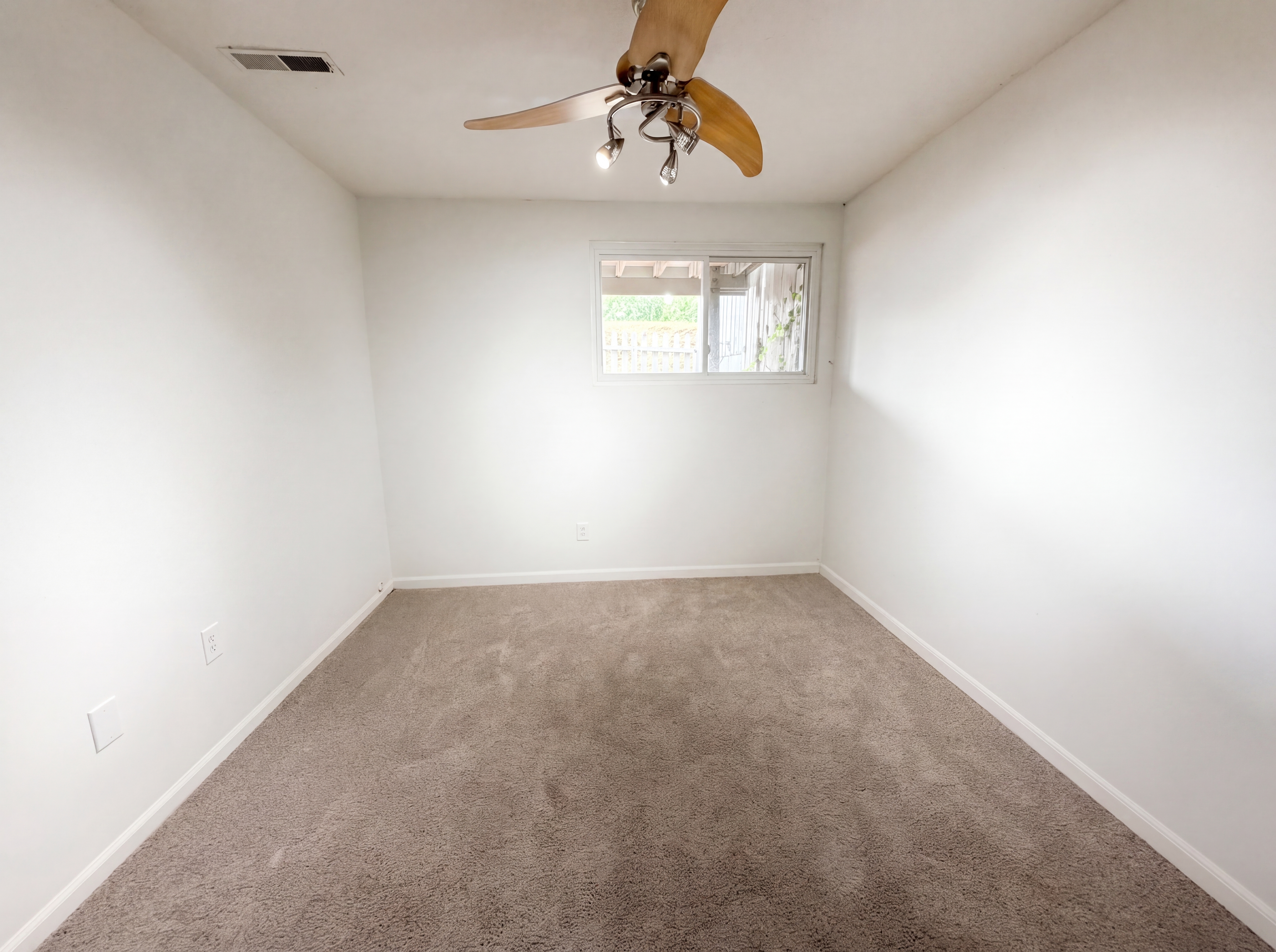 Photo 15 of 17 of 79 Topsail Ct, Greenville, SC