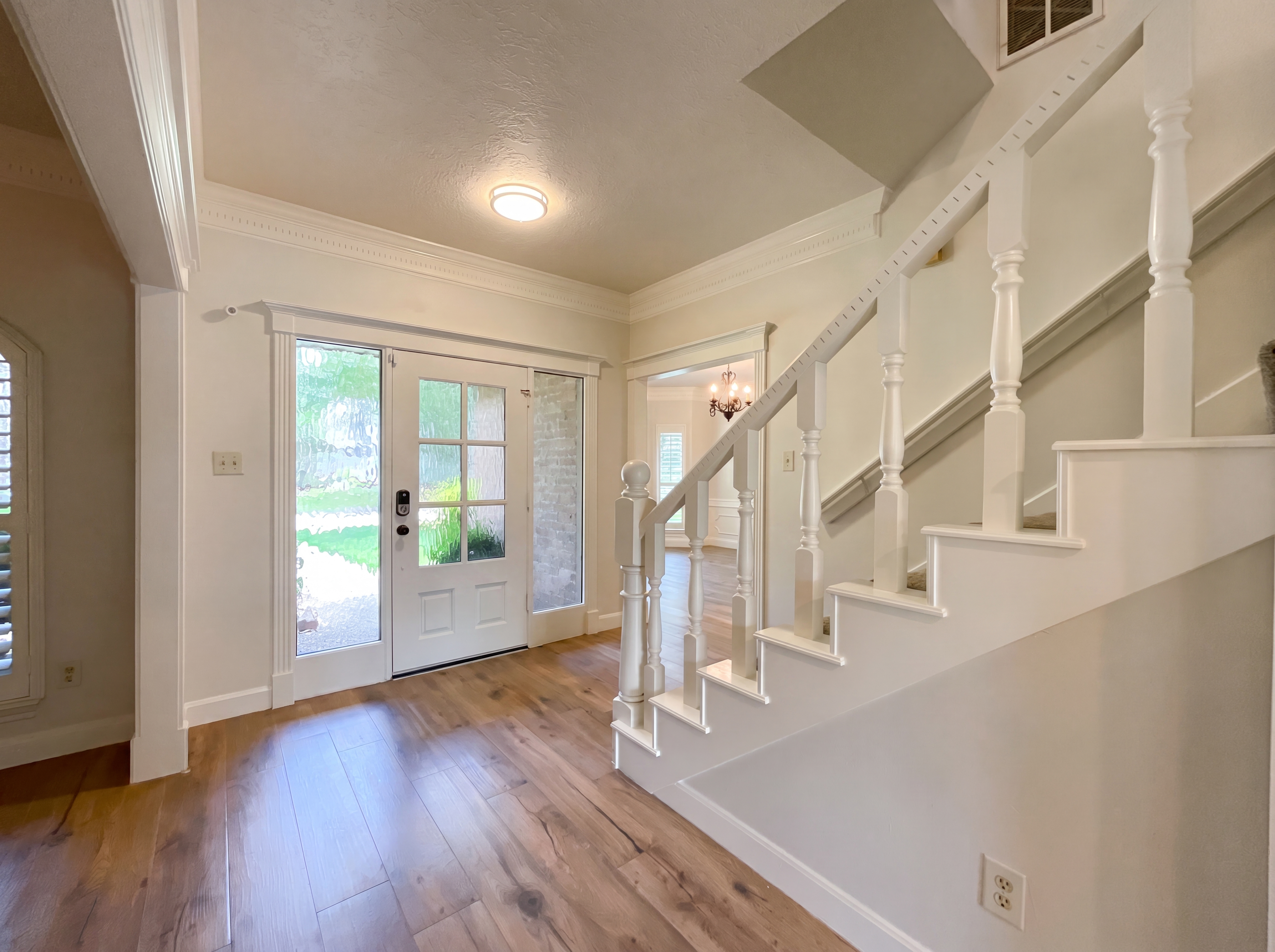 Photo 6 of 26 of 2503 Pleasant Creek Dr, Kingwood, TX