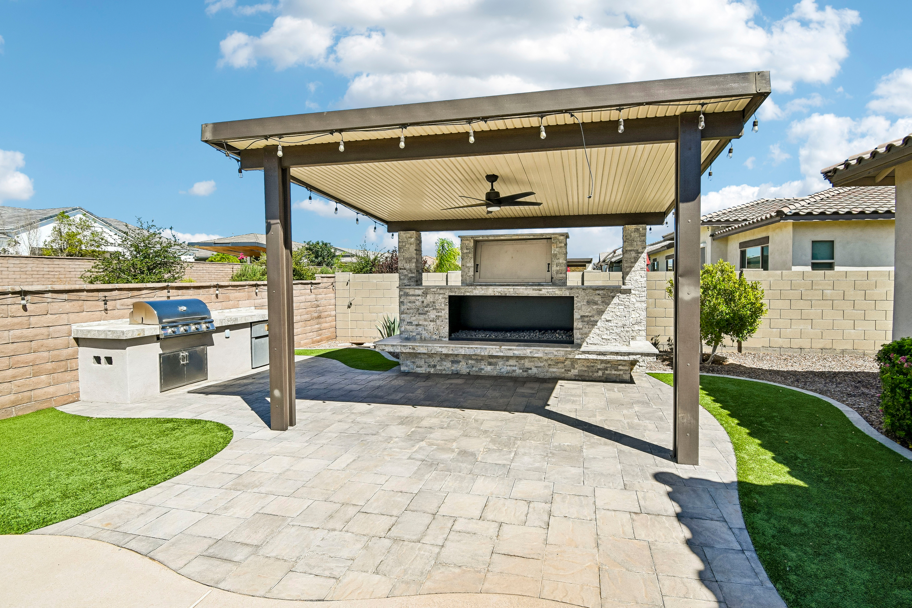 Photo 6 of 32 of 6138 S Granite St, Gilbert, AZ