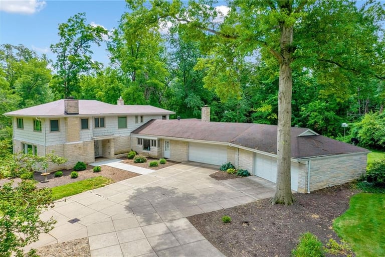 129 Allendale Ter, Terre Haute, IN 47802 Opendoor