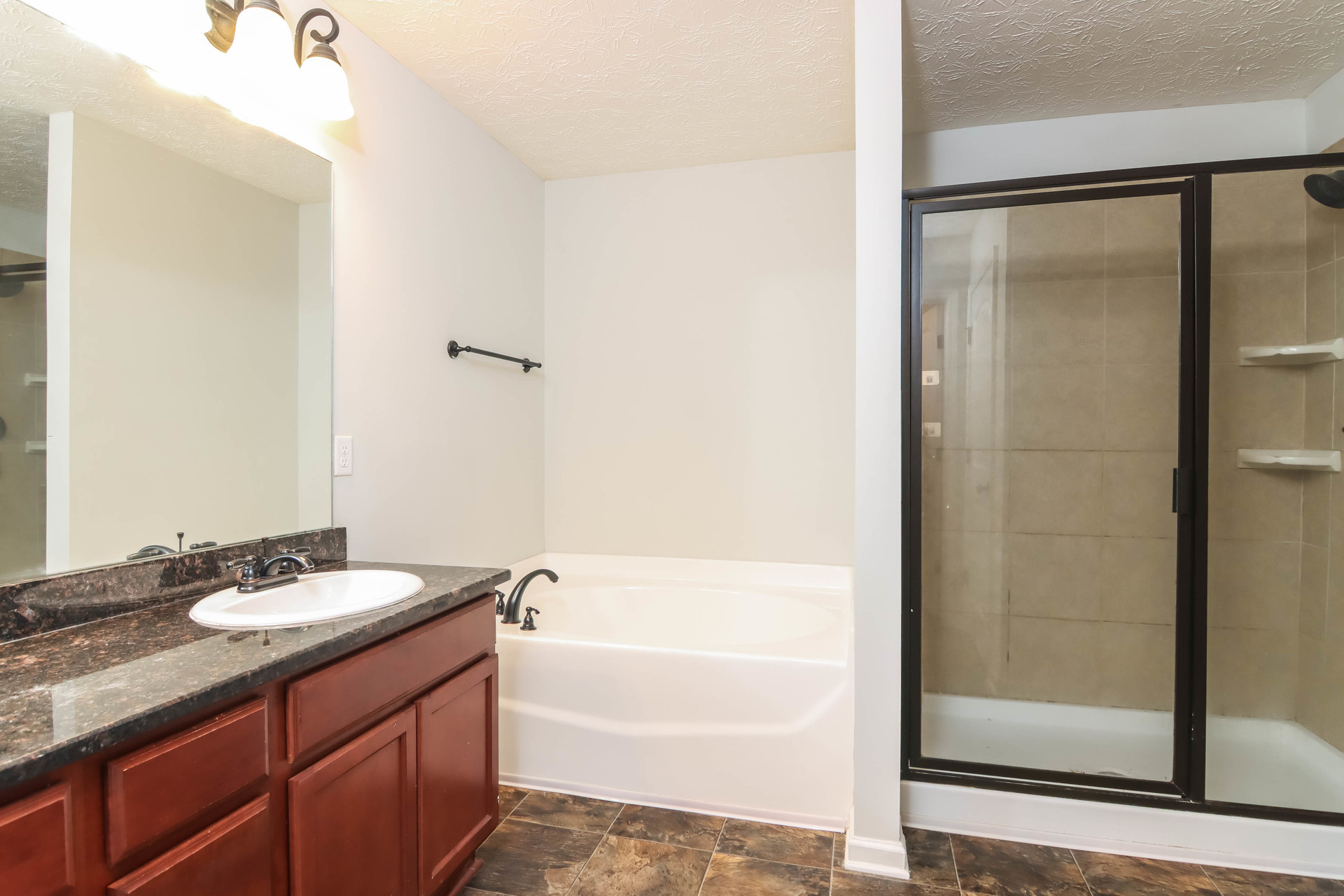 Photo 14 of 22 of 20 Forest Ridge Ln, Phenix City, AL